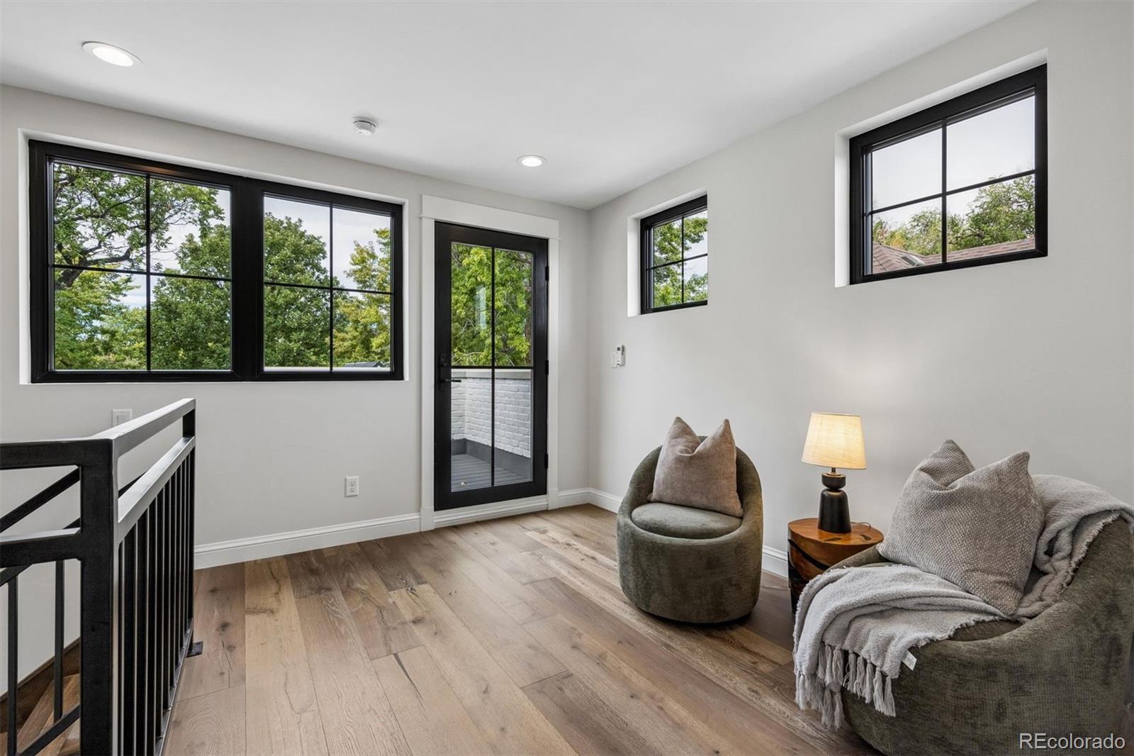 MLS Image #32 for 516 s high street,denver, Colorado