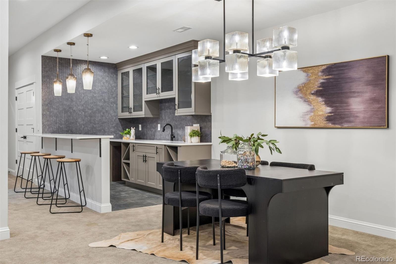 MLS Image #38 for 516 s high street,denver, Colorado