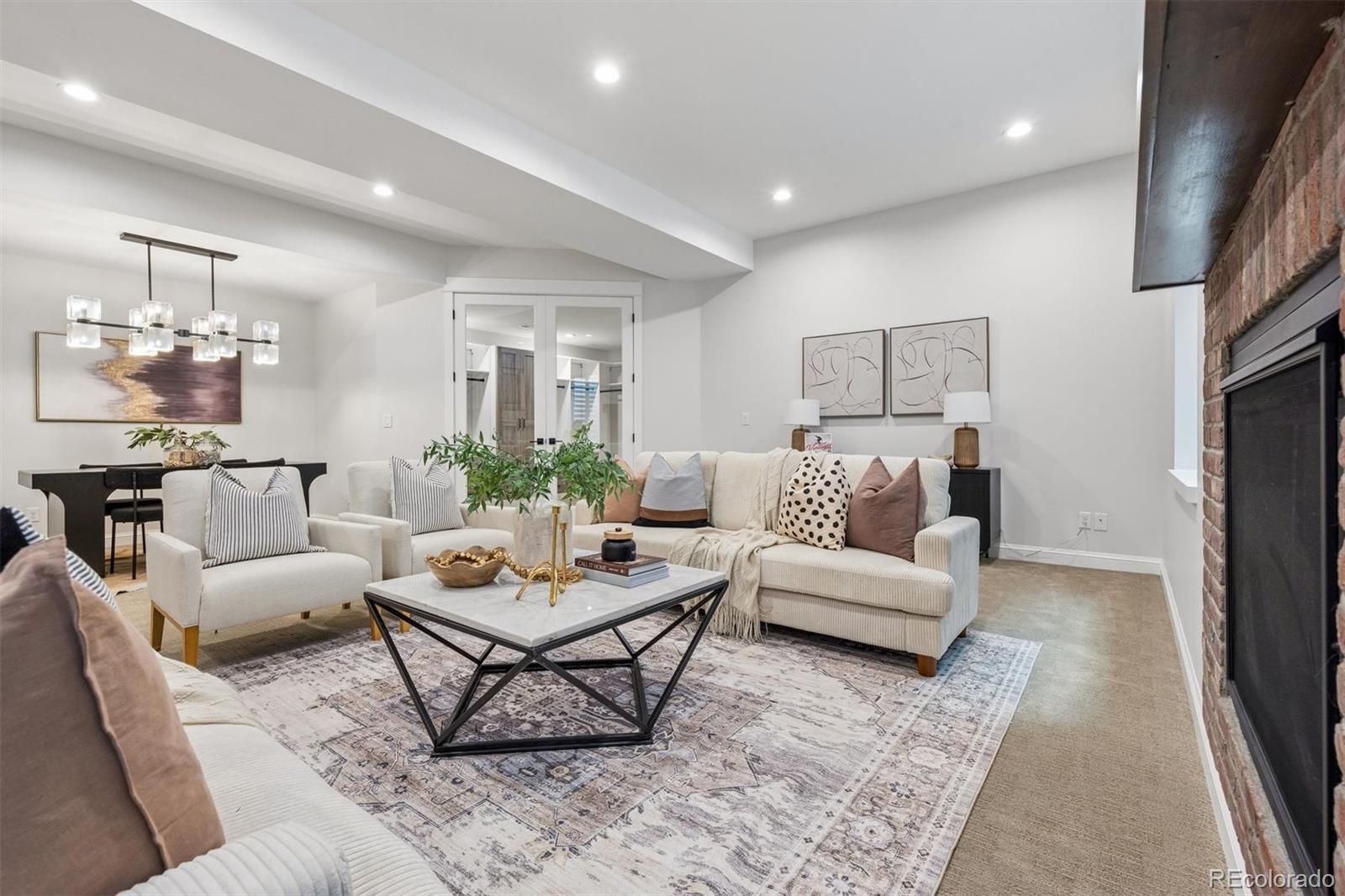 MLS Image #40 for 516 s high street,denver, Colorado