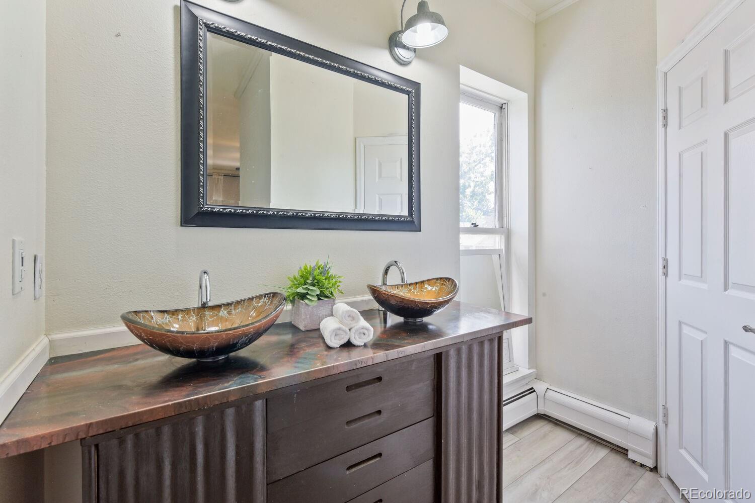 MLS Image #12 for 101 s downing street 2,denver, Colorado