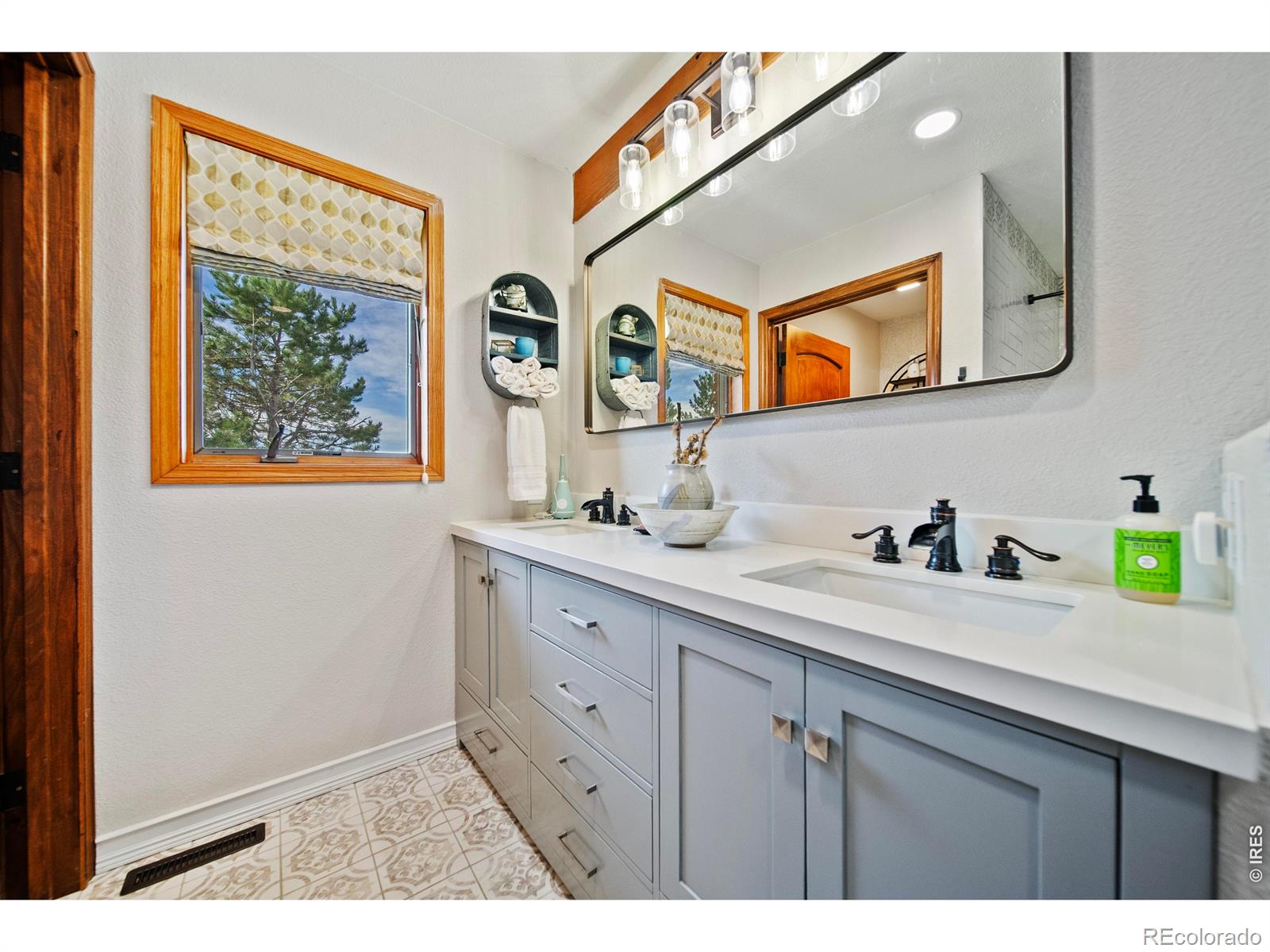 MLS Image #16 for 25675  county road 28 ,snyder, Colorado