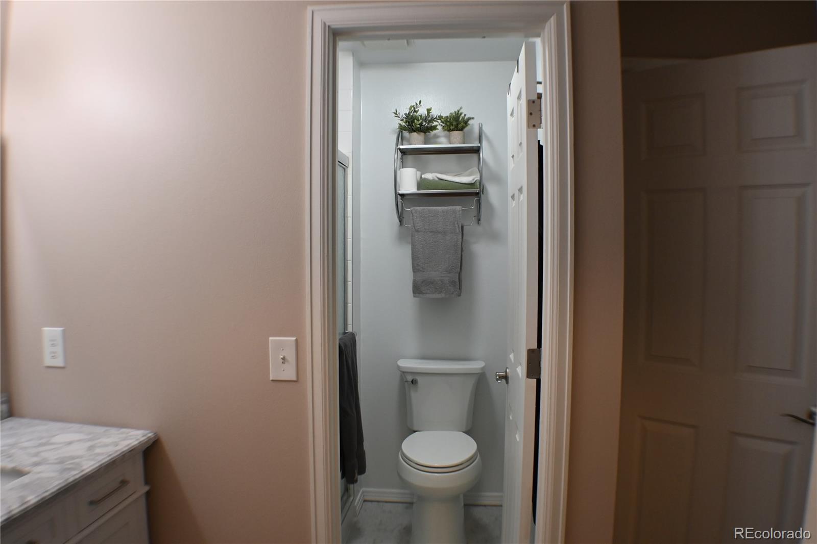 MLS Image #18 for 6547 s saulsbury street,littleton, Colorado