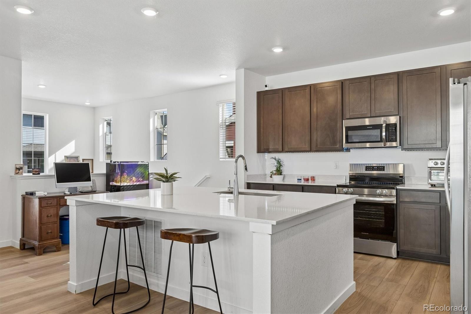 MLS Image #12 for 7442  whiteclover trail,littleton, Colorado