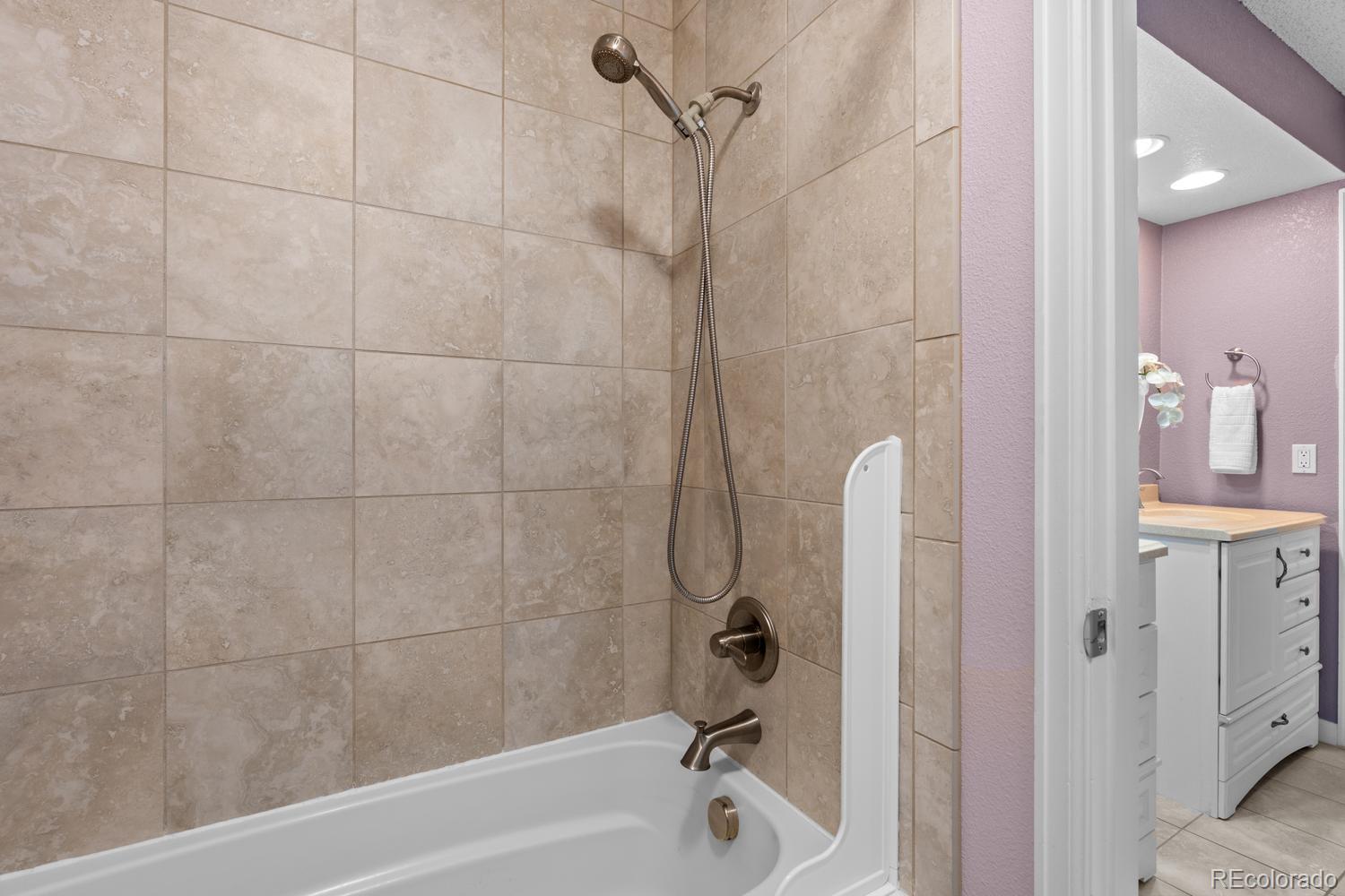 MLS Image #18 for 1511  northcrest drive,highlands ranch, Colorado