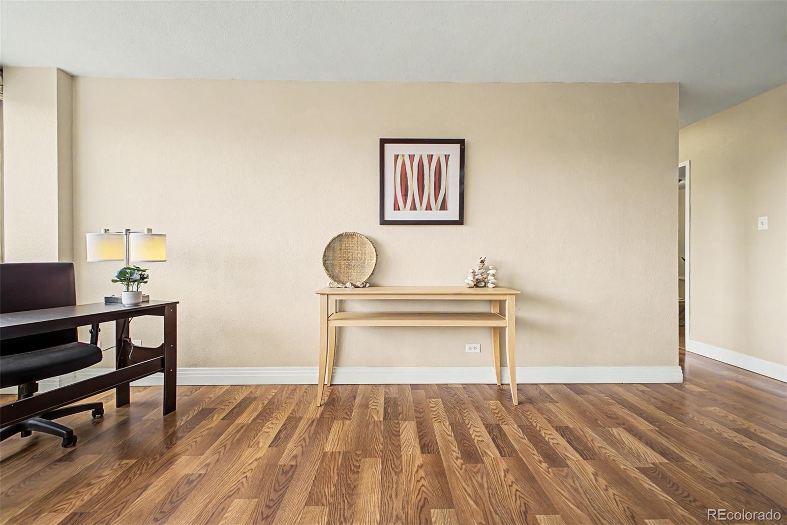MLS Image #14 for 1196 n grant street,denver, Colorado