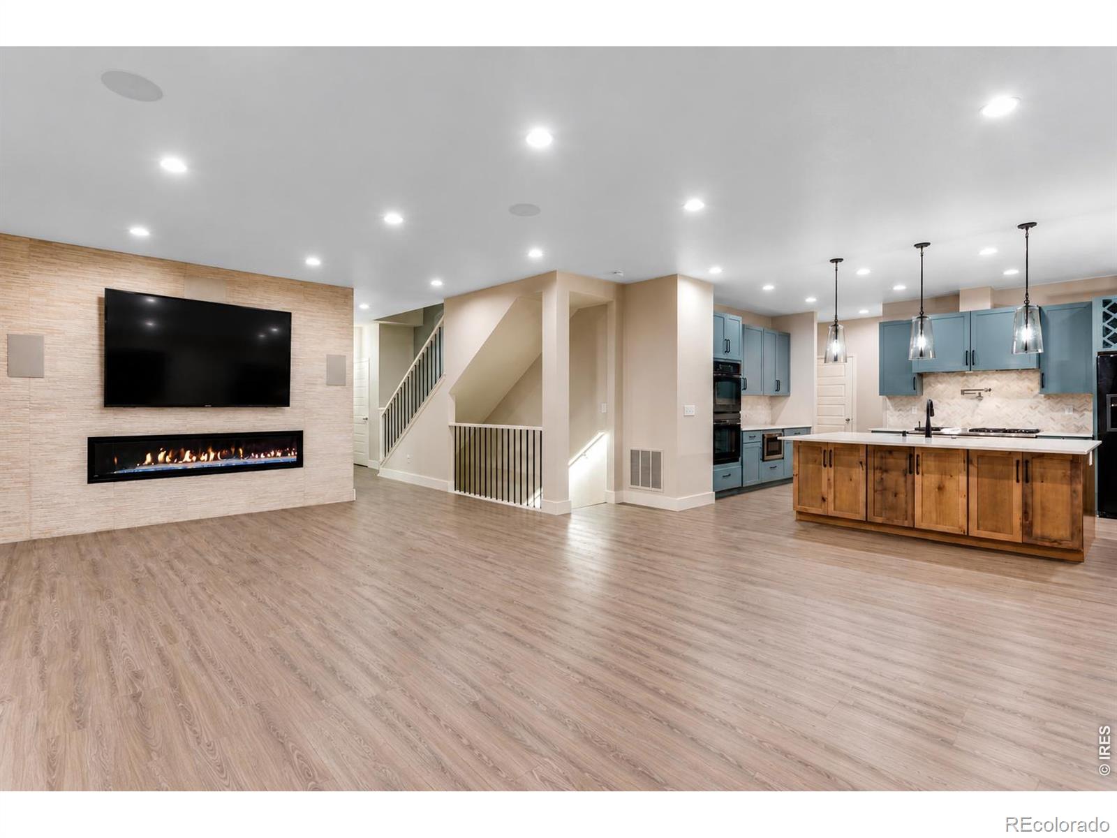 MLS Image #7 for 5880  claret street,timnath, Colorado