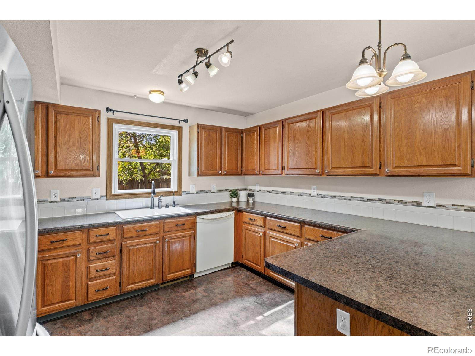 MLS Image #16 for 602  bristlecone court,berthoud, Colorado