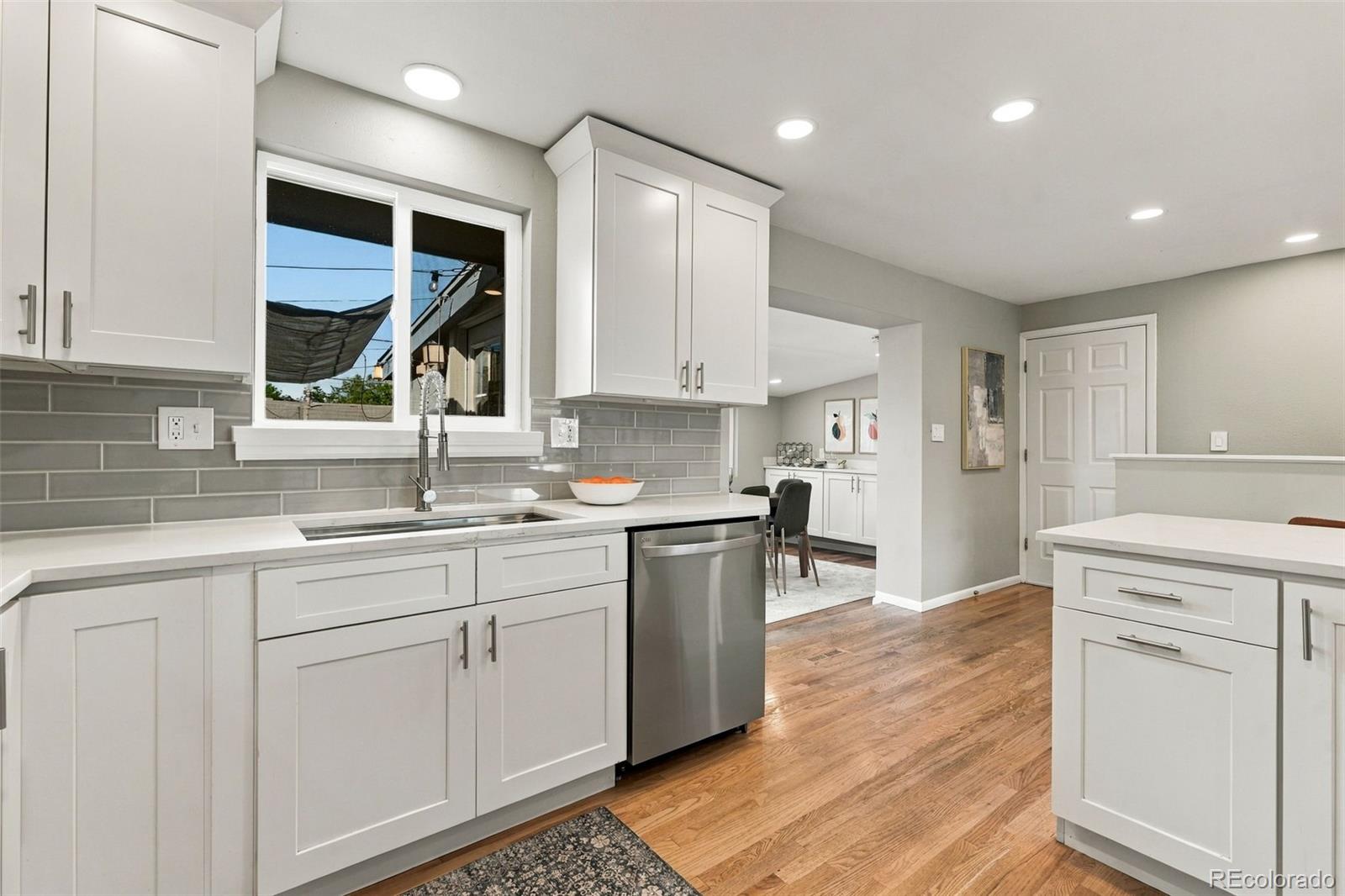 MLS Image #13 for 7147 e wyoming place,denver, Colorado