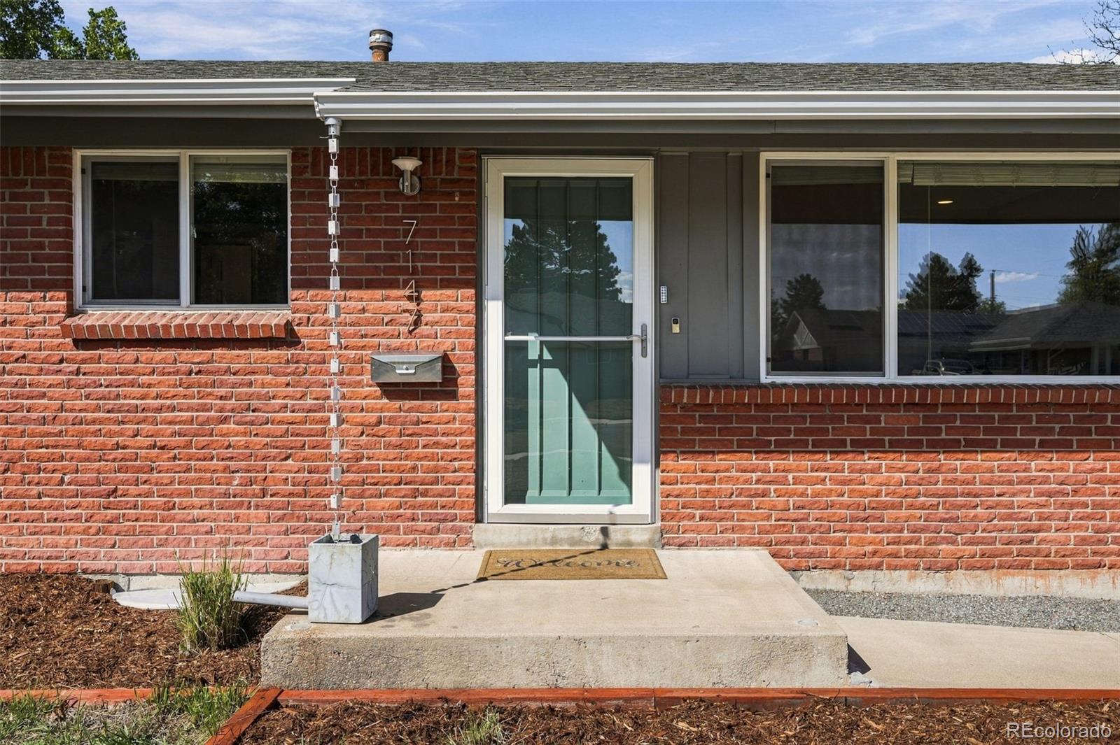 MLS Image #2 for 7147 e wyoming place,denver, Colorado