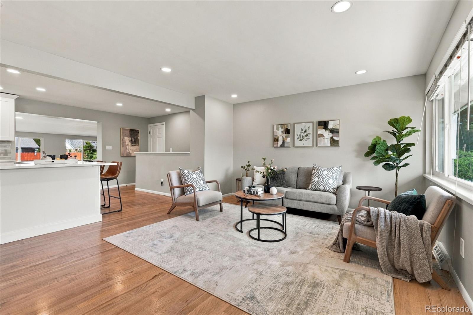 MLS Image #4 for 7147 e wyoming place,denver, Colorado