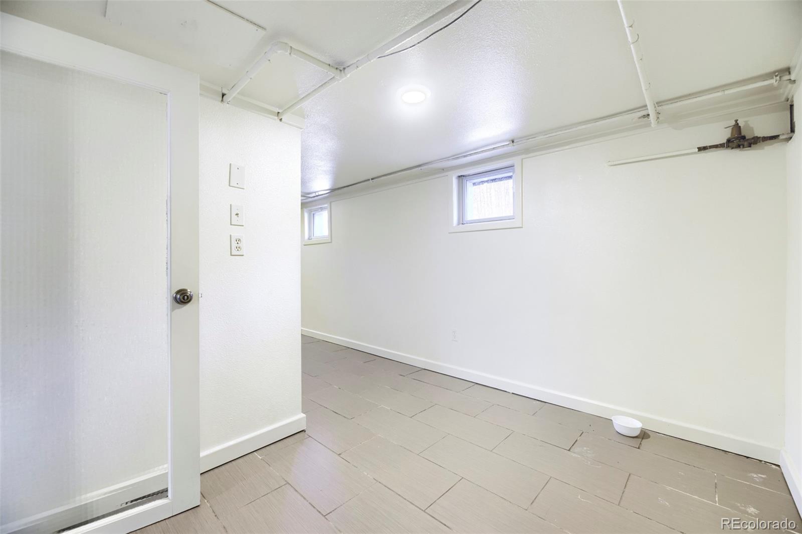 MLS Image #15 for 2252 s galapago street,denver, Colorado