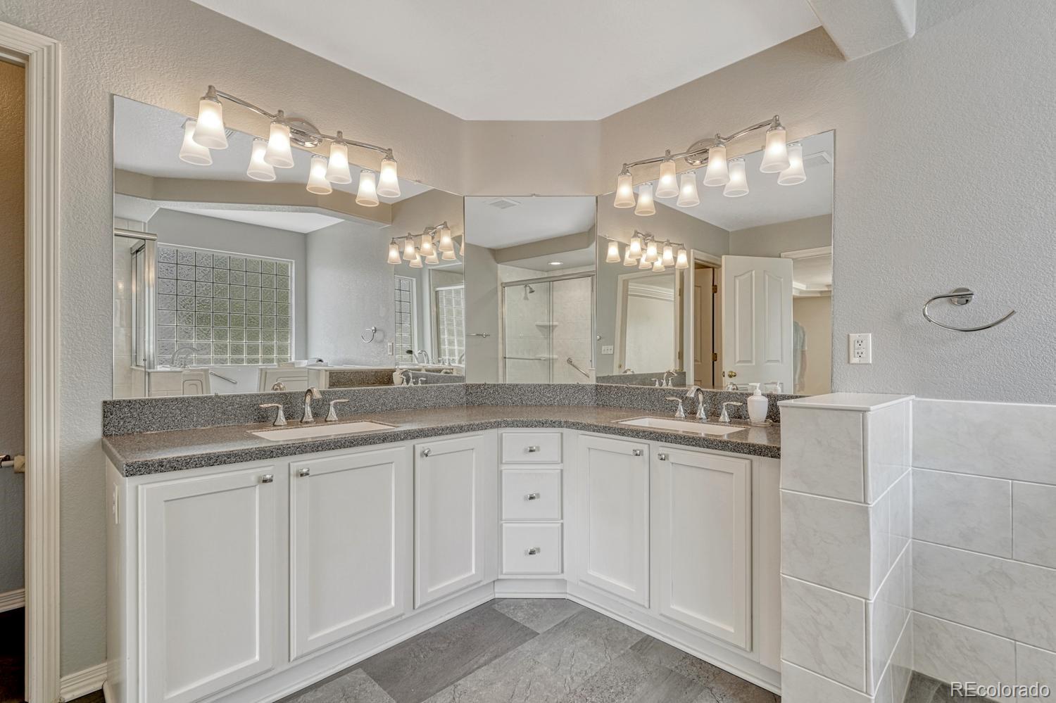 MLS Image #14 for 10092  charissglen lane,highlands ranch, Colorado