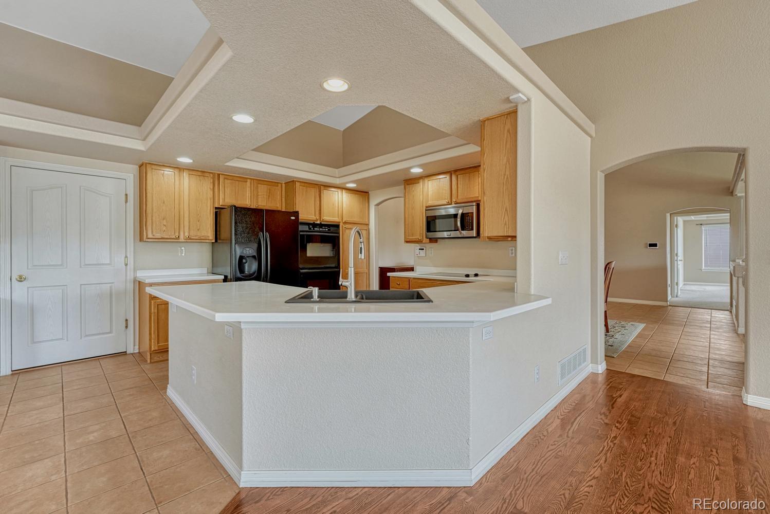 MLS Image #5 for 10092  charissglen lane,highlands ranch, Colorado