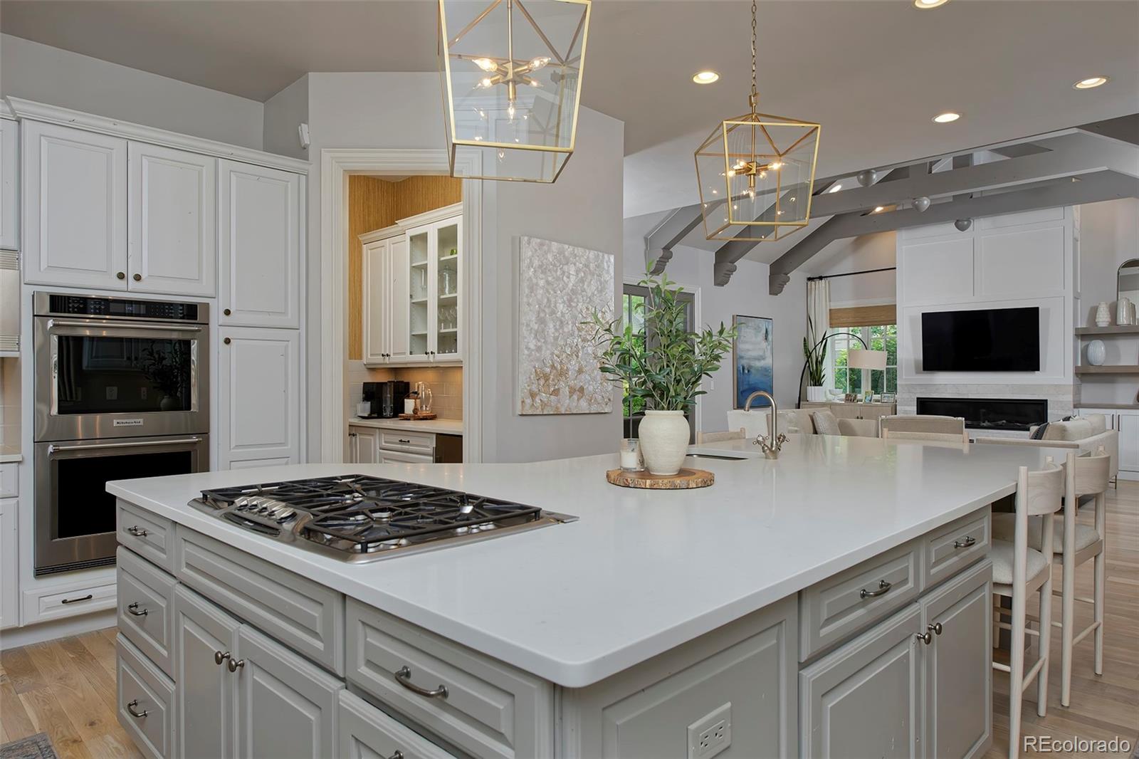 MLS Image #8 for 7740 e 6th avenue,denver, Colorado