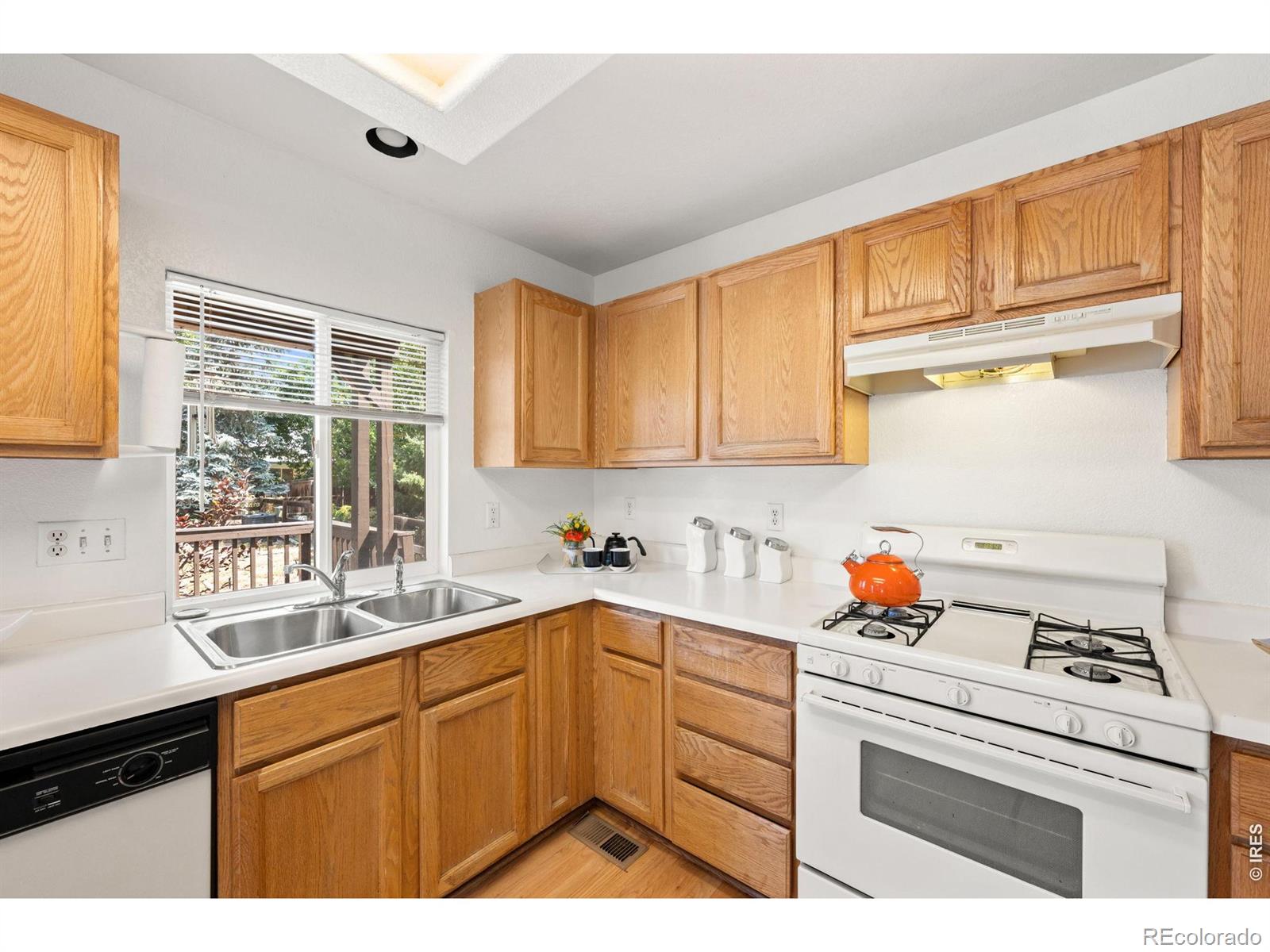 MLS Image #14 for 1615  holeman drive,erie, Colorado
