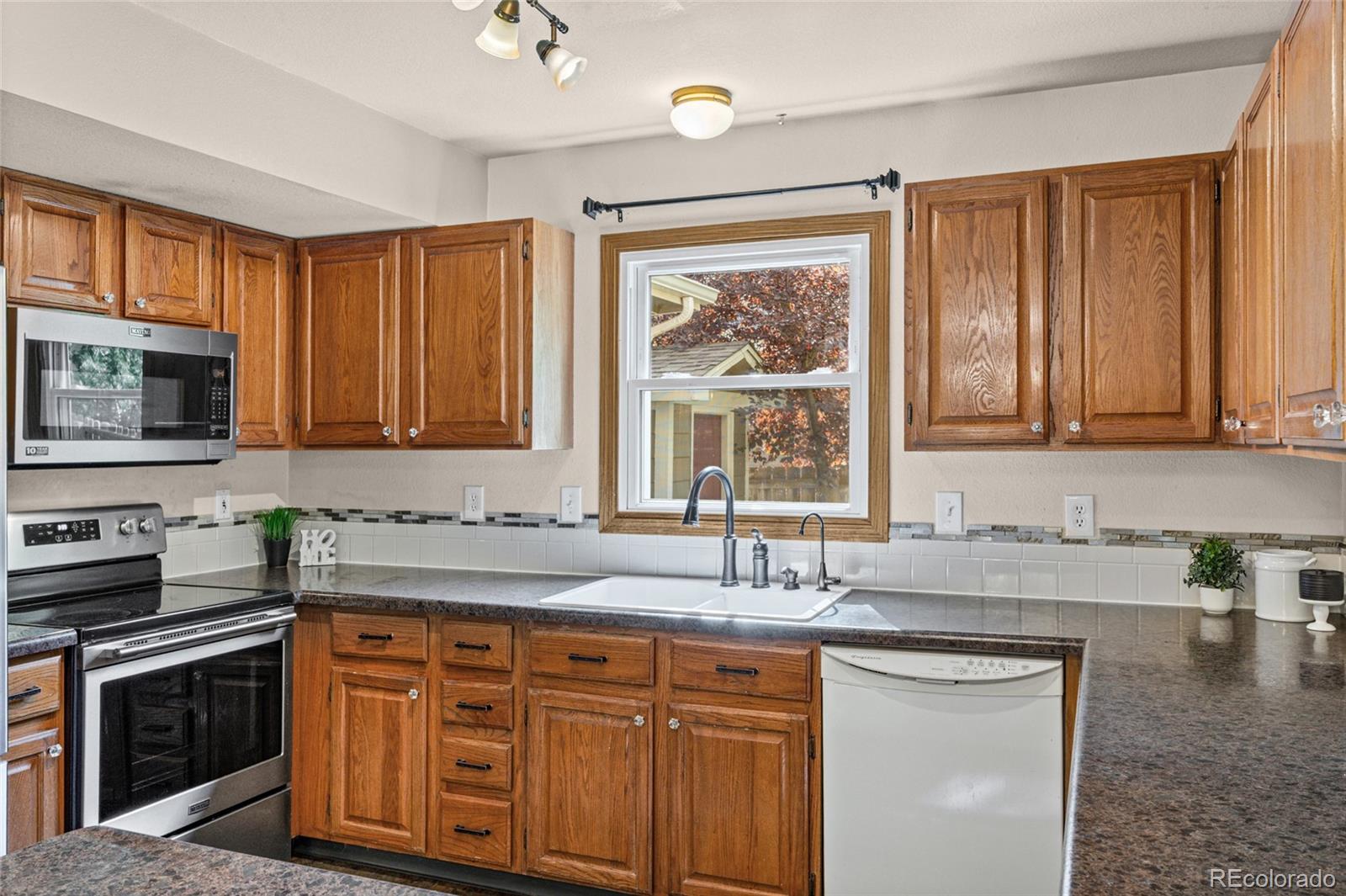 MLS Image #14 for 602  bristlecone court,berthoud, Colorado