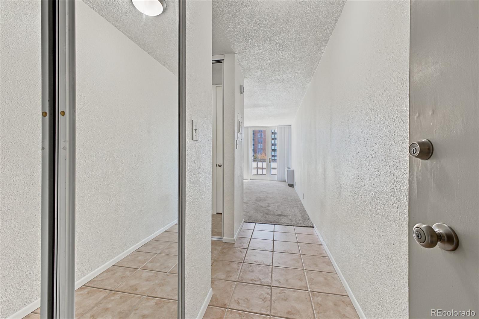 MLS Image #2 for 2500 s york street,denver, Colorado