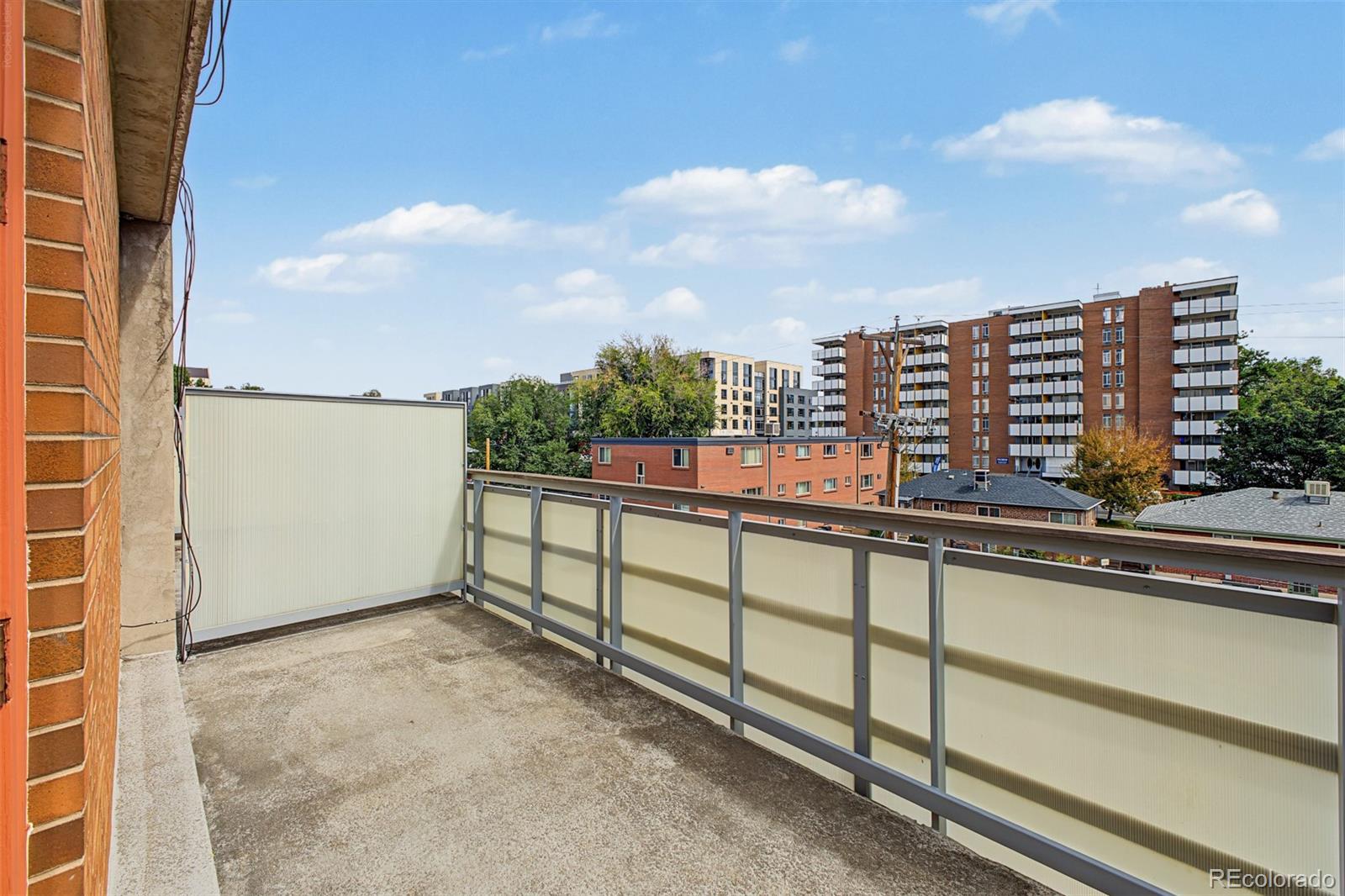 MLS Image #23 for 2500 s york street,denver, Colorado