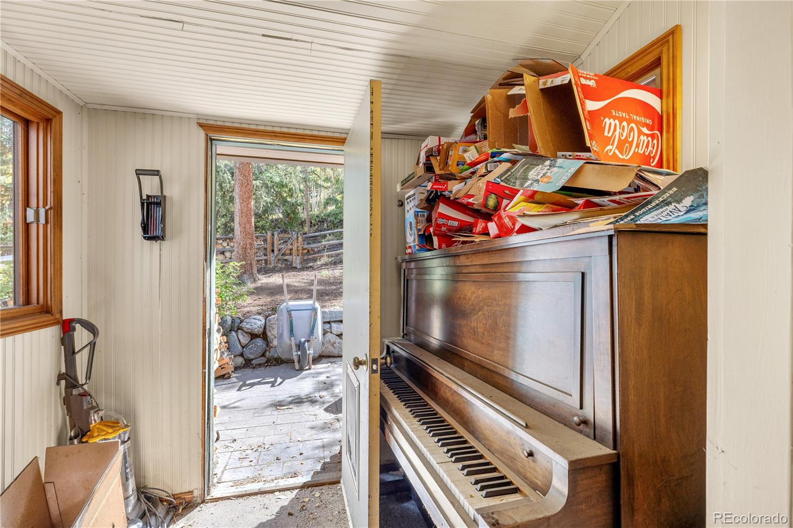 MLS Image #39 for 208  deer path road,dillon, Colorado