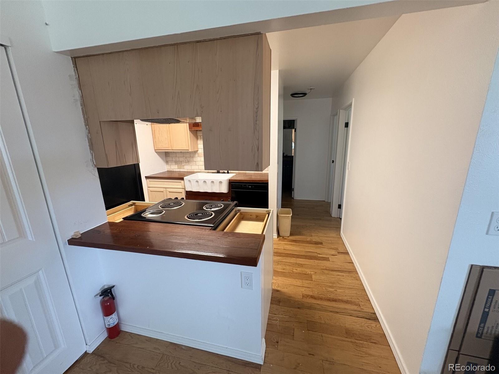 MLS Image #4 for 5995 w hampden avenue,denver, Colorado