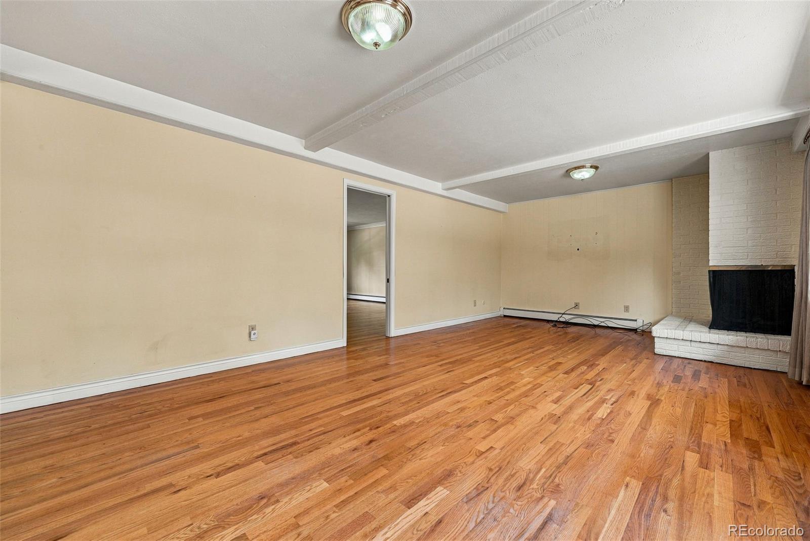 MLS Image #12 for 3700 s roslyn way,denver, Colorado