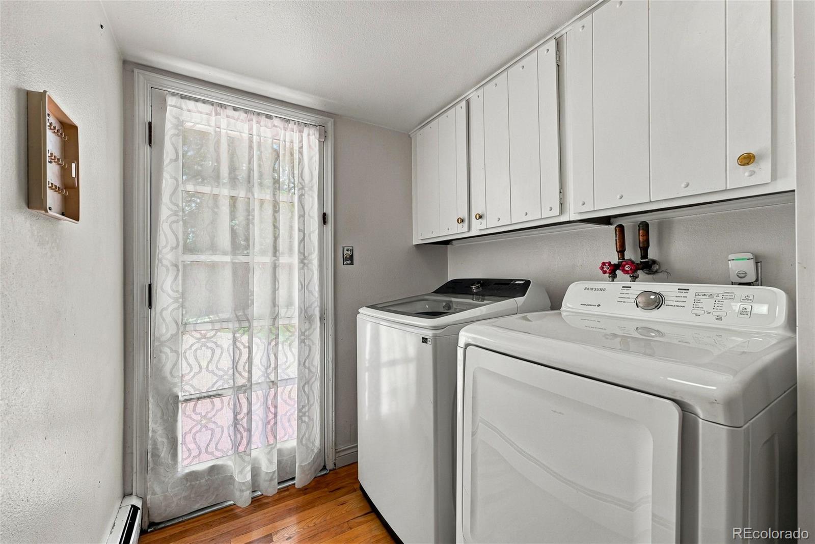 MLS Image #19 for 3700 s roslyn way,denver, Colorado