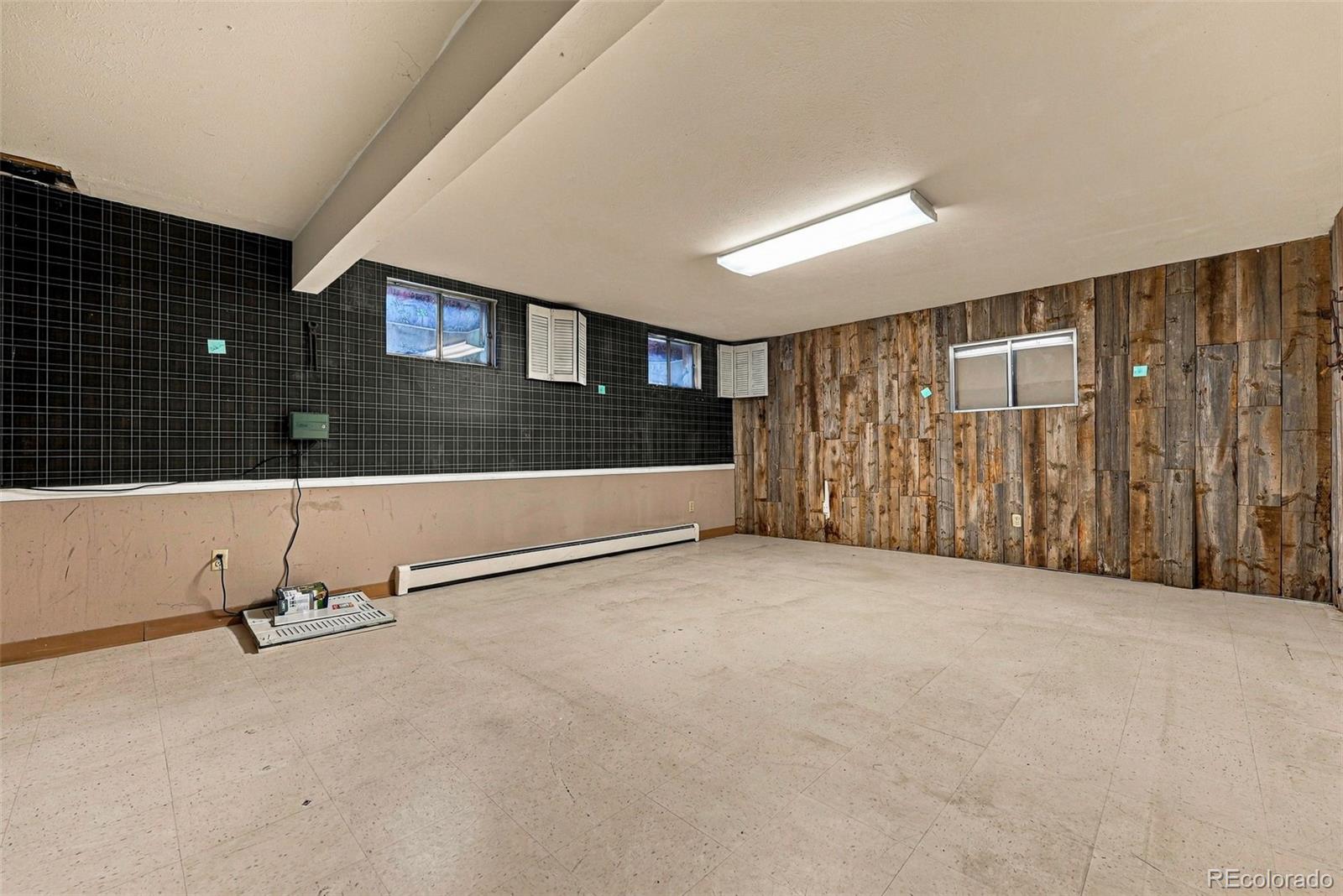MLS Image #37 for 3700 s roslyn way,denver, Colorado