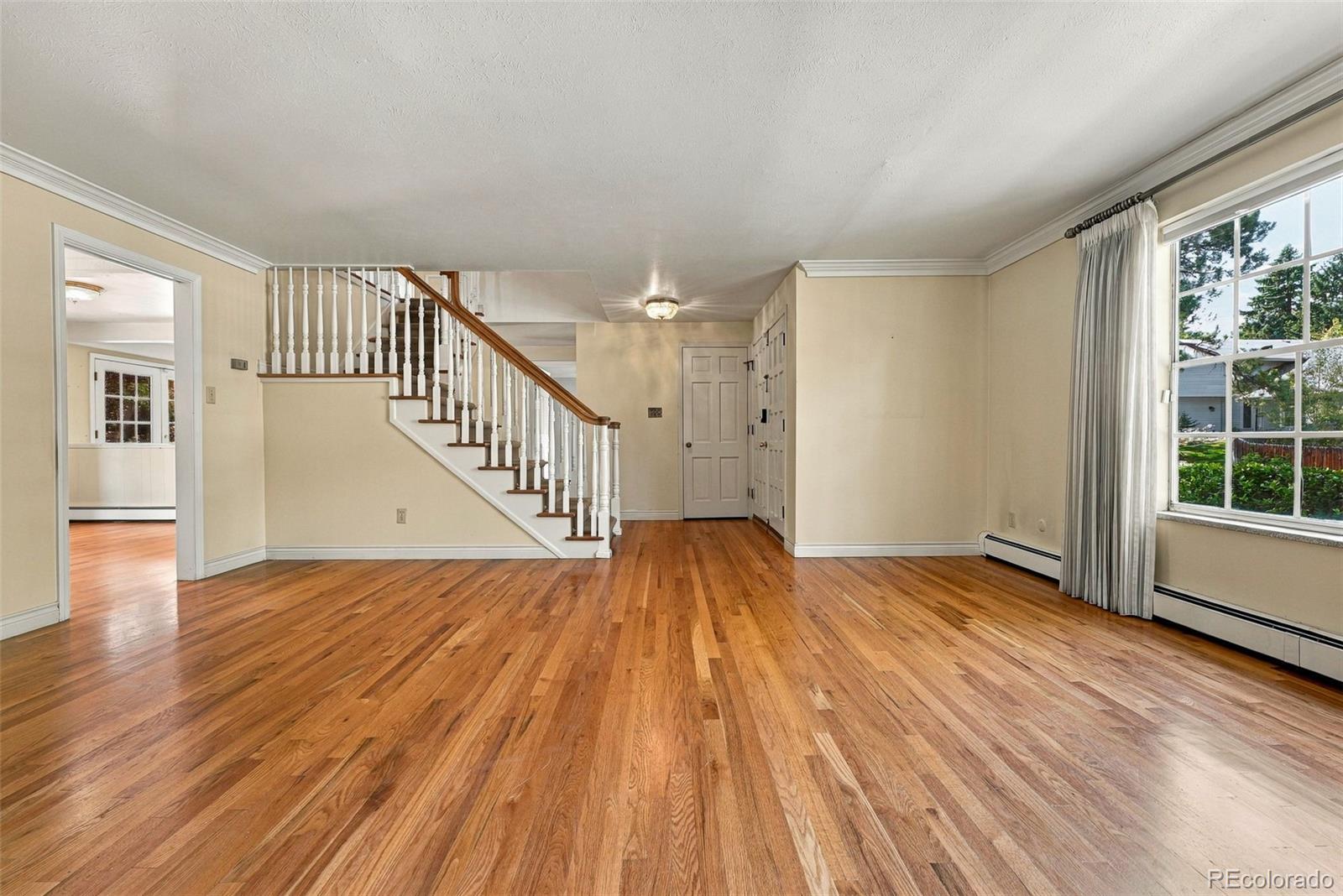 MLS Image #4 for 3700 s roslyn way,denver, Colorado
