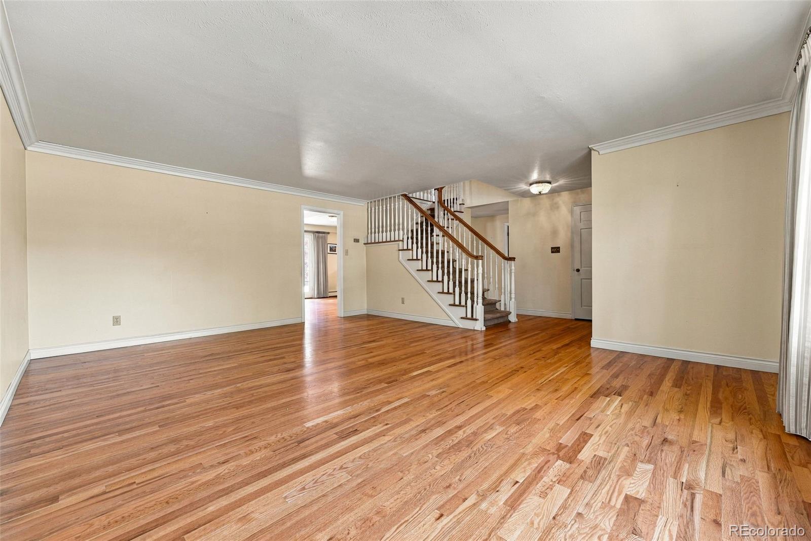 MLS Image #5 for 3700 s roslyn way,denver, Colorado