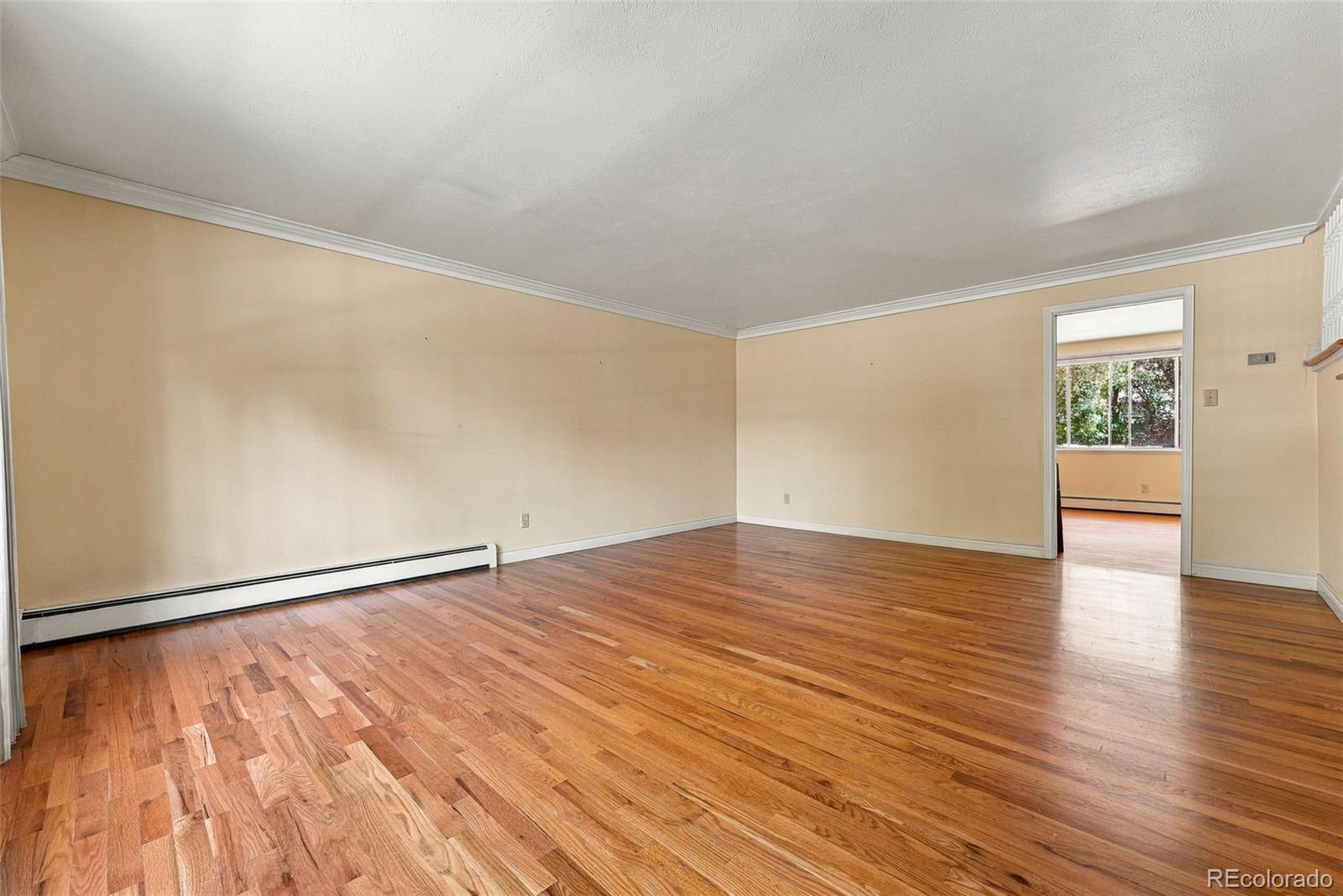MLS Image #6 for 3700 s roslyn way,denver, Colorado