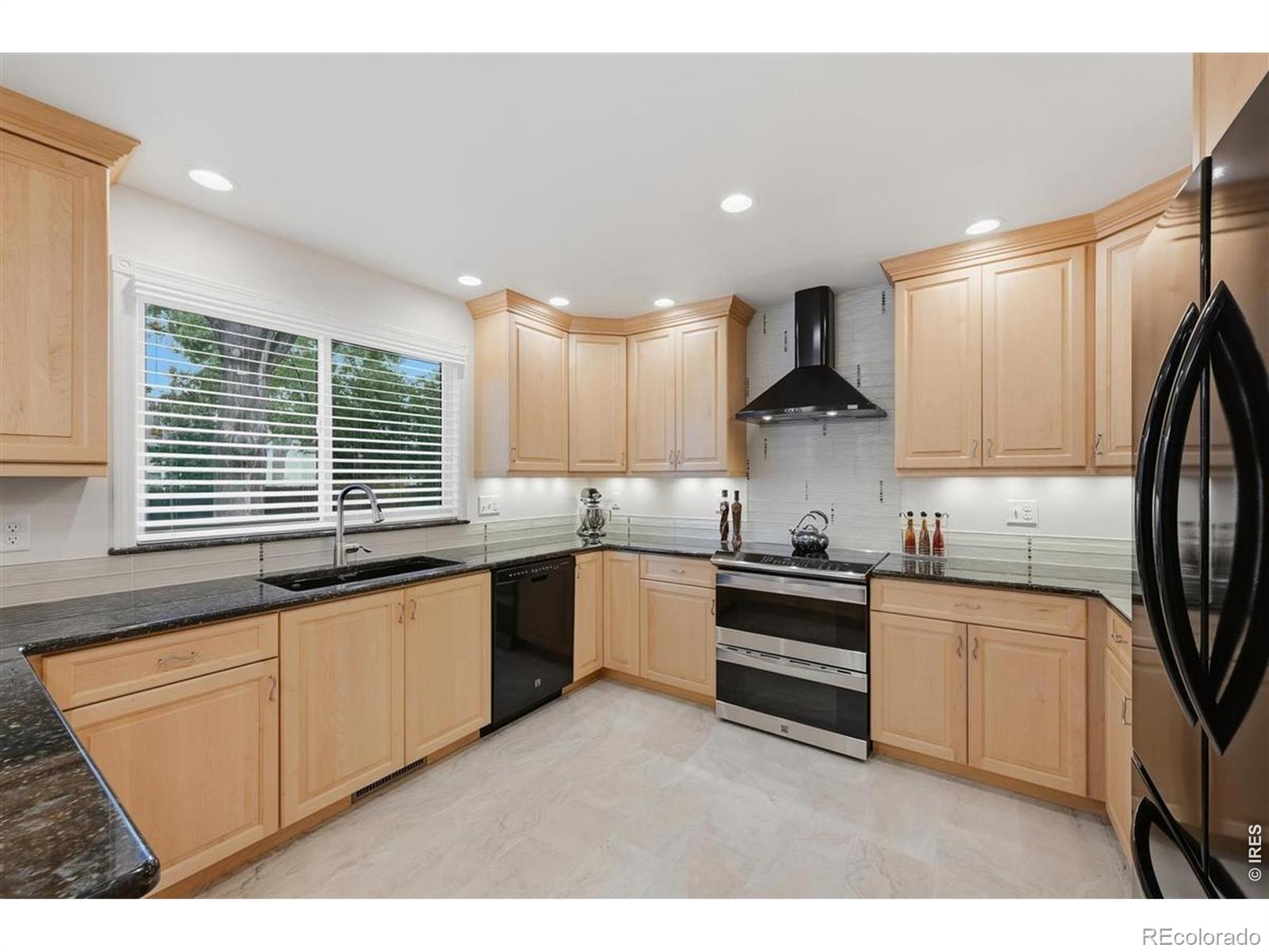 MLS Image #11 for 3754  kentford road,fort collins, Colorado