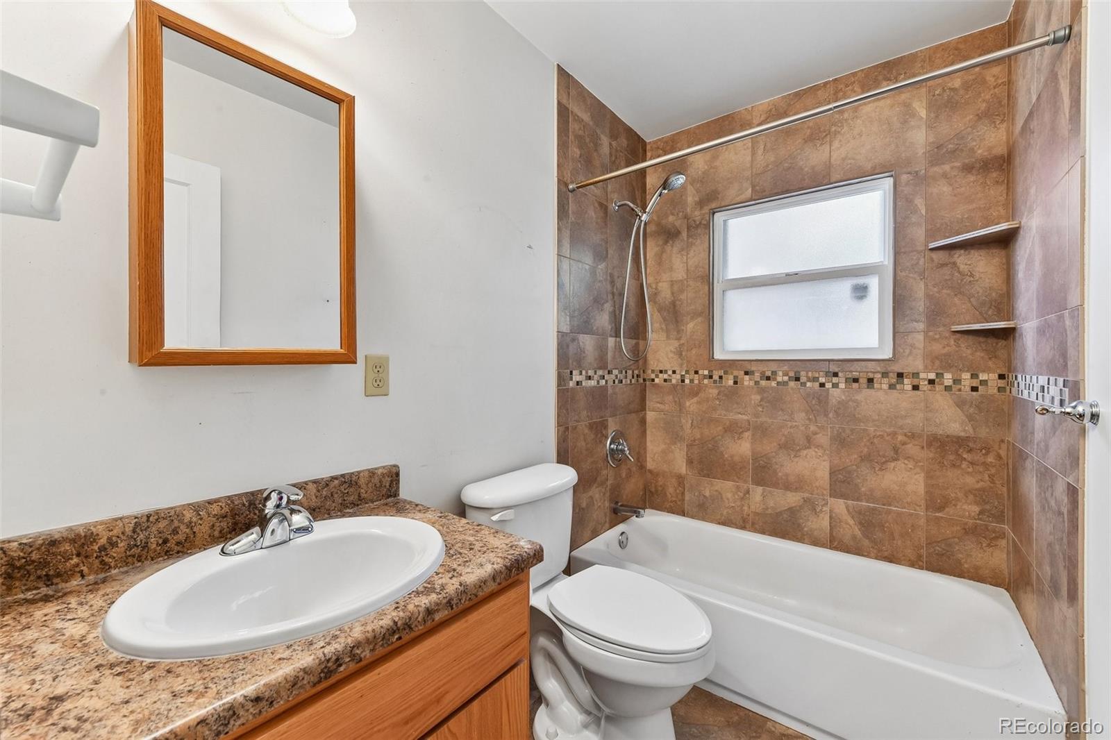 MLS Image #15 for 1563 s newton street,denver, Colorado