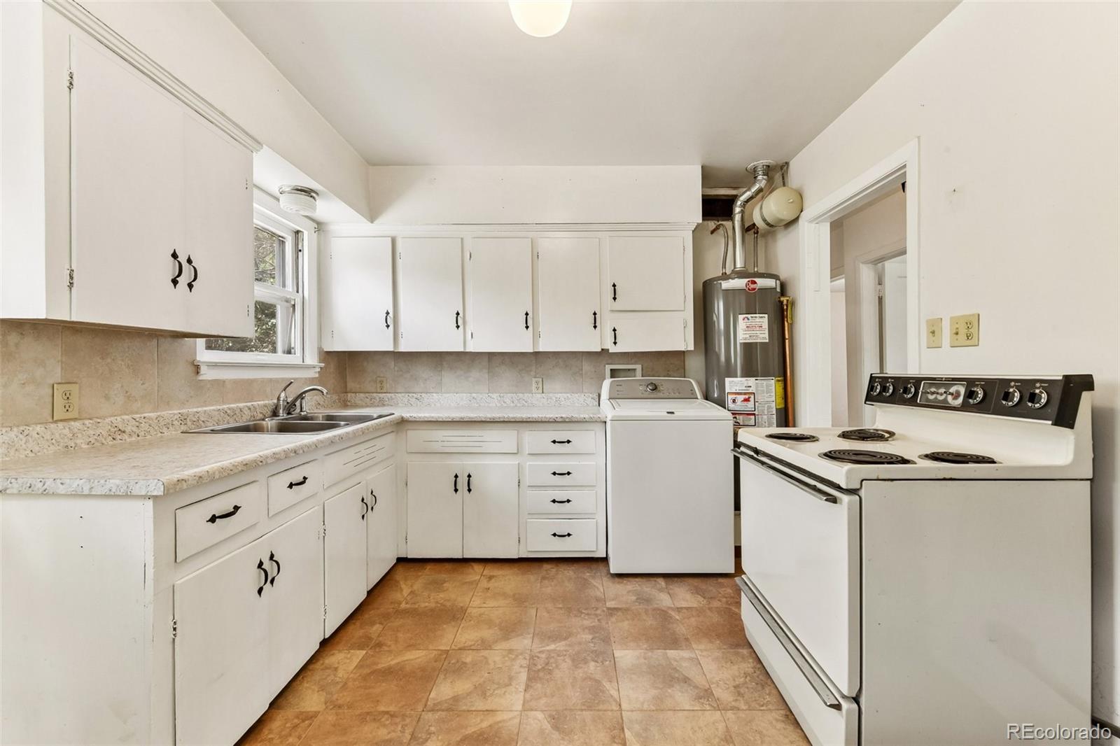 MLS Image #7 for 1563 s newton street,denver, Colorado