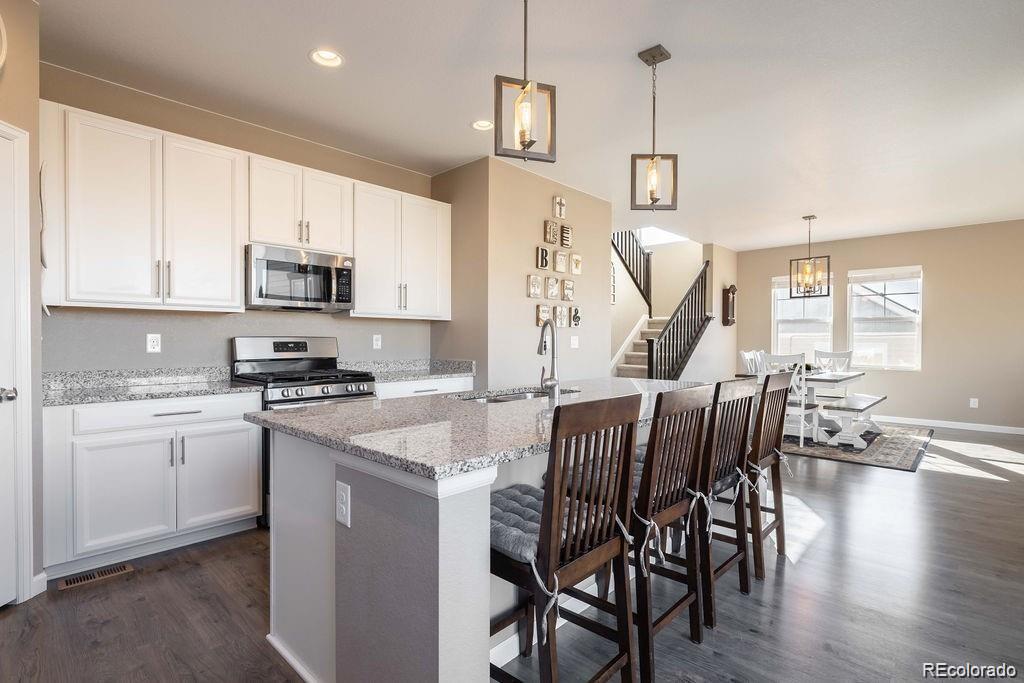 MLS Image #9 for 27827 e 8th avenue,aurora, Colorado