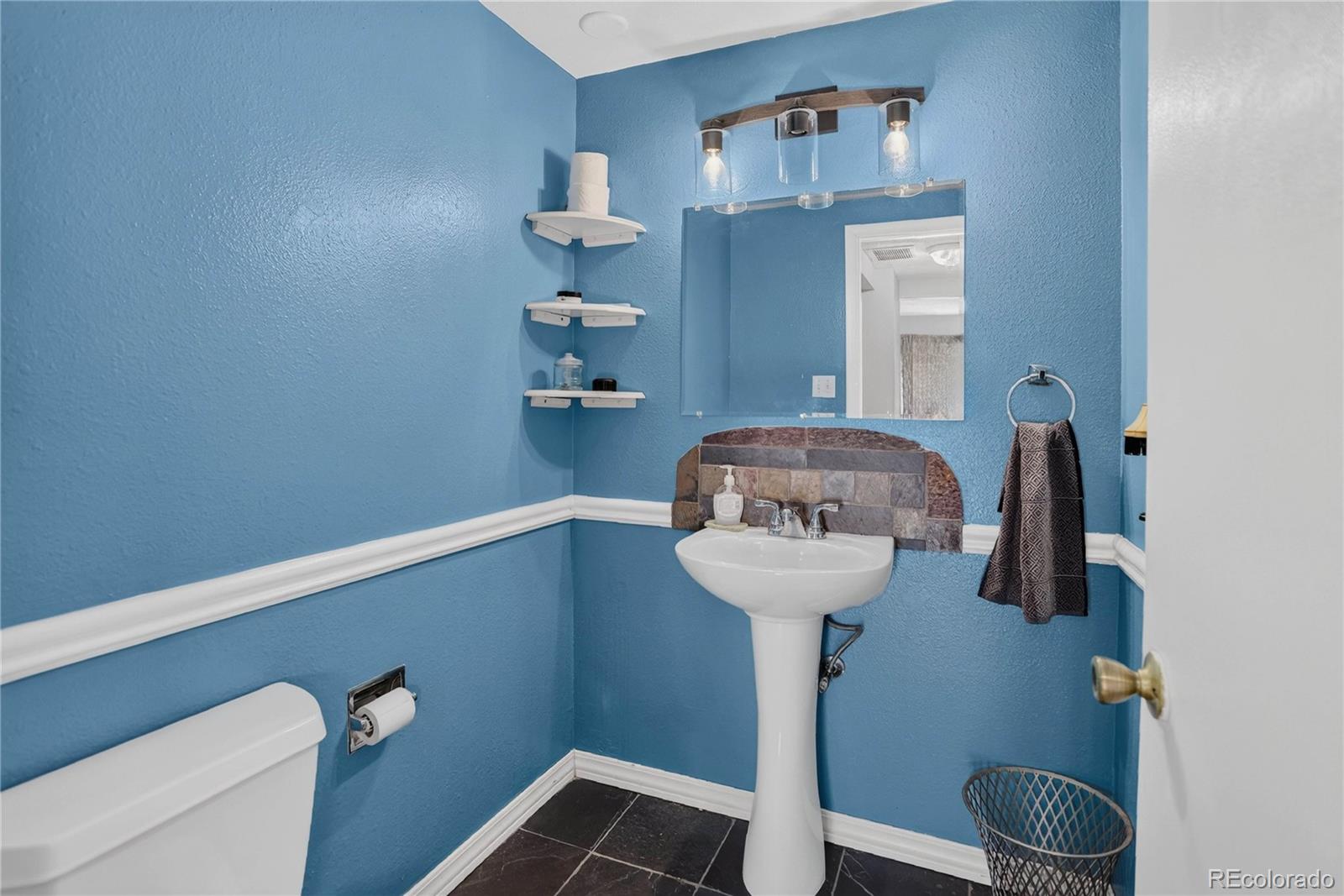 MLS Image #10 for 3911  languid lane,colorado springs, Colorado