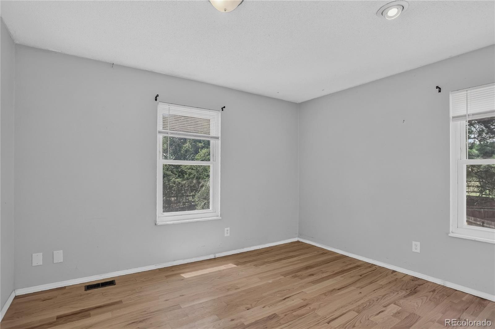 MLS Image #14 for 3911  languid lane,colorado springs, Colorado