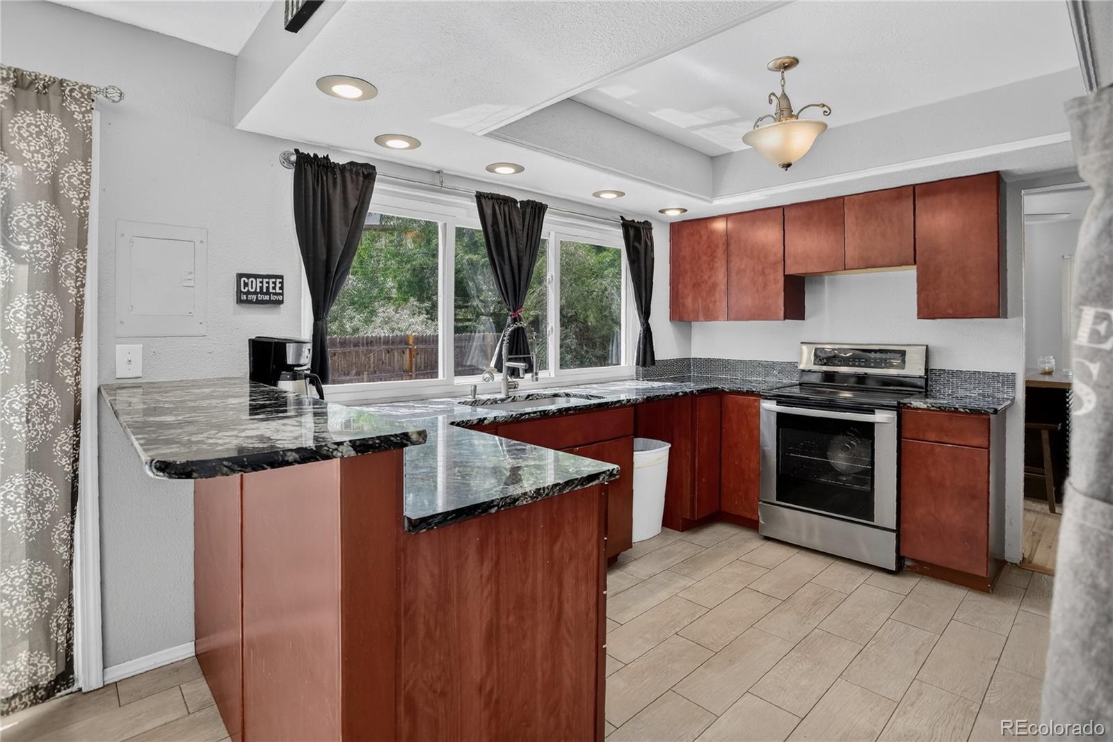 MLS Image #5 for 3911  languid lane,colorado springs, Colorado