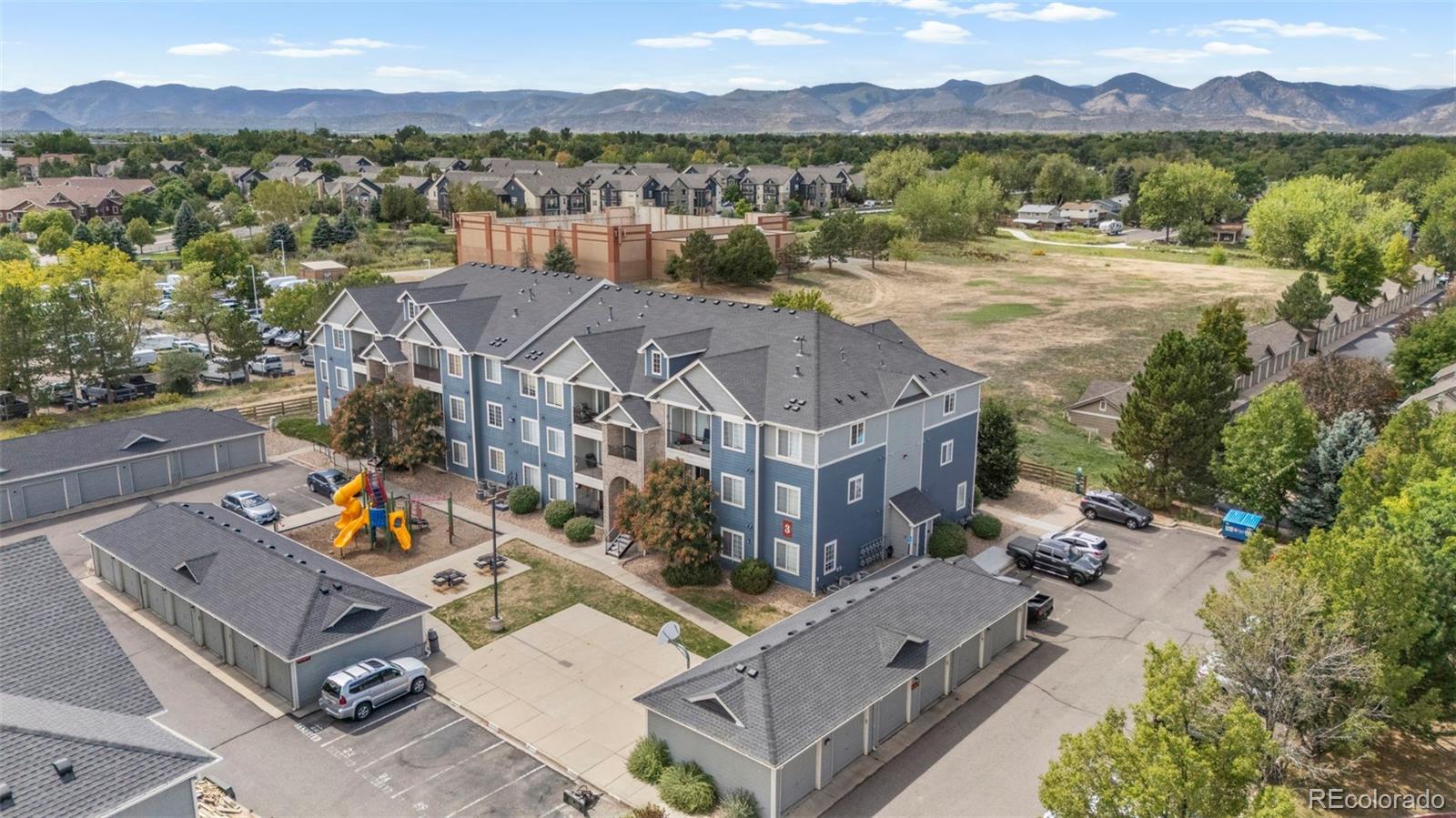 MLS Image #22 for 4451 s ammons street,denver, Colorado