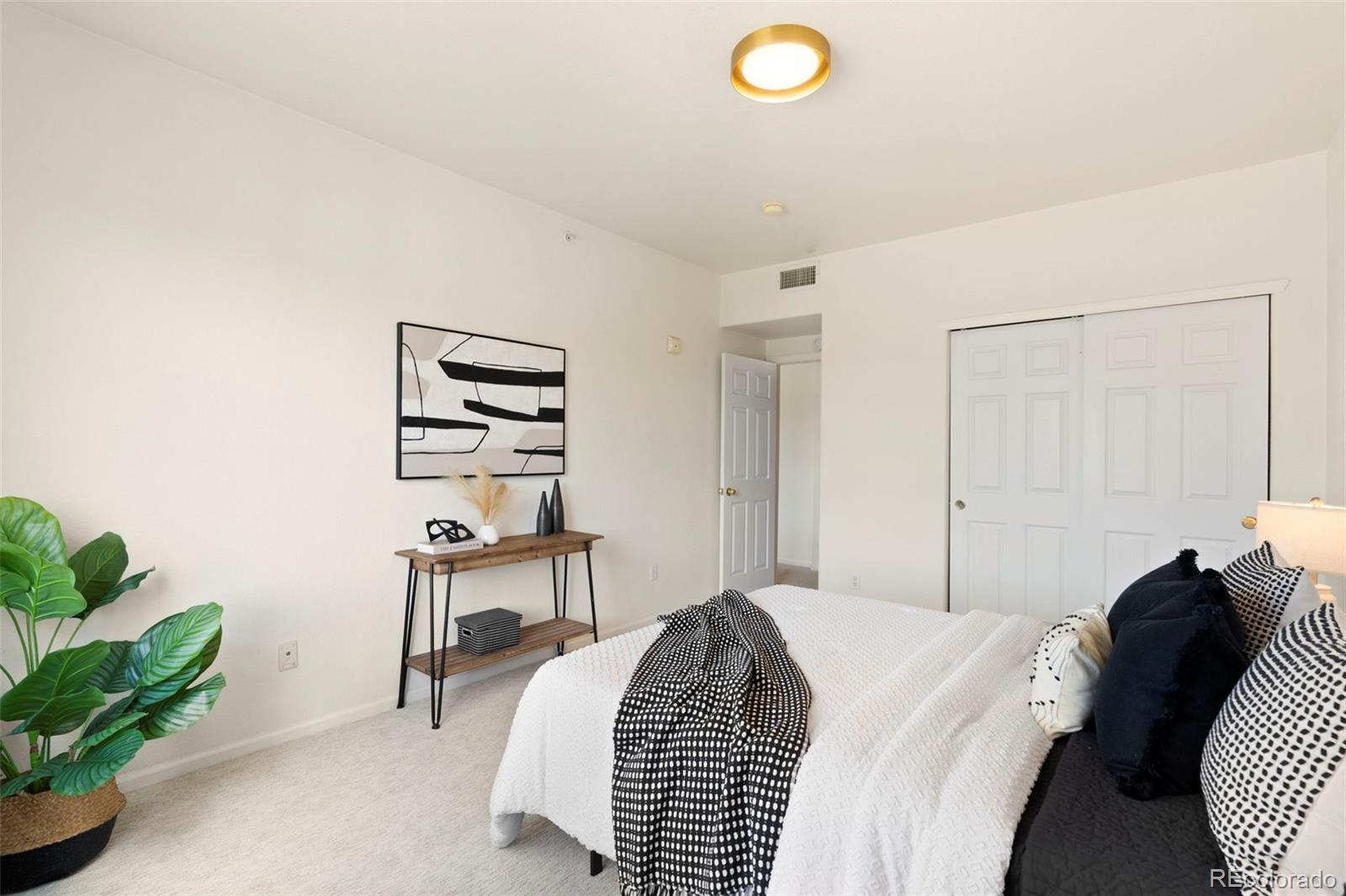 MLS Image #6 for 4451 s ammons street,denver, Colorado