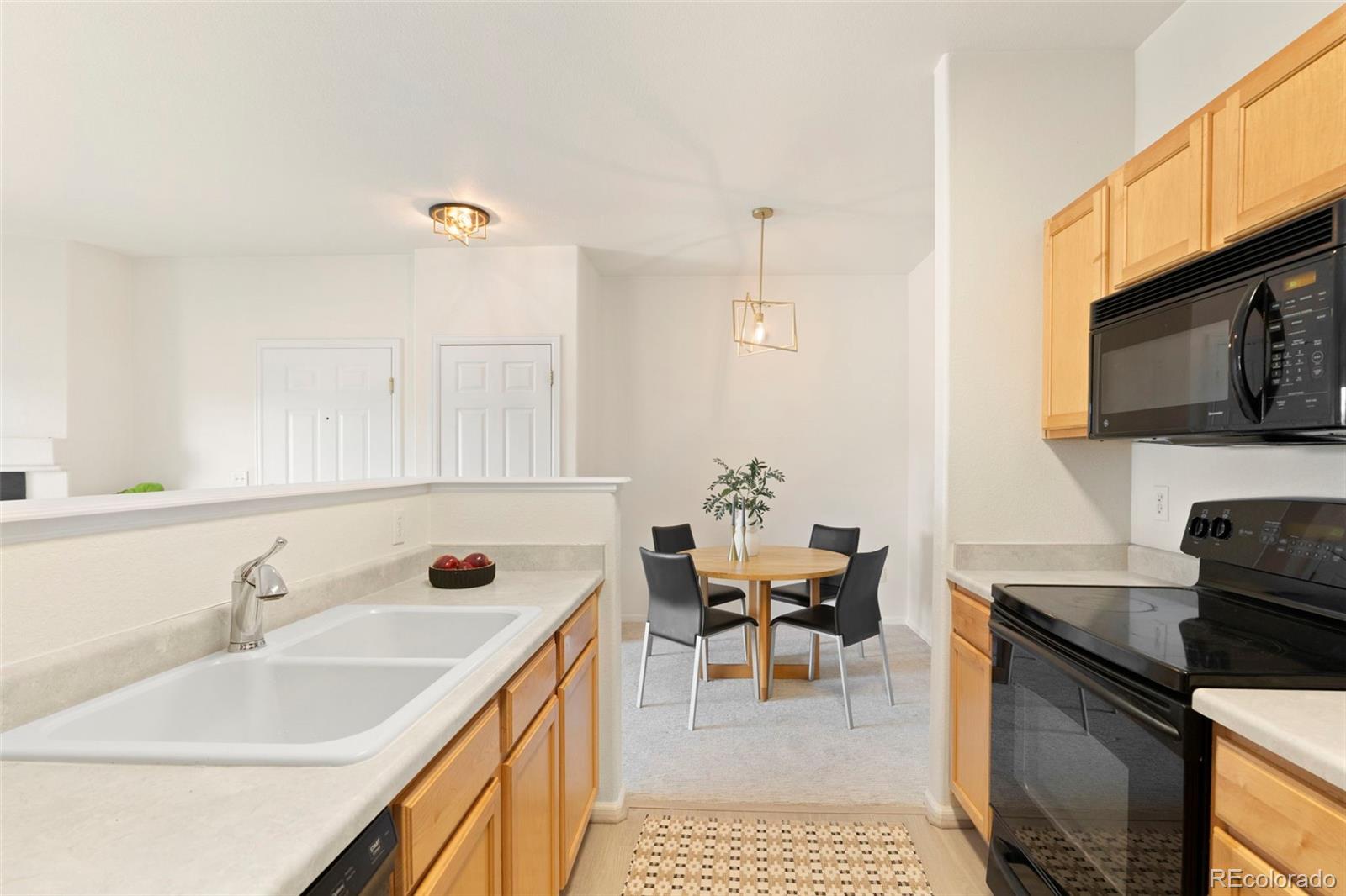 MLS Image #9 for 4451 s ammons street,denver, Colorado