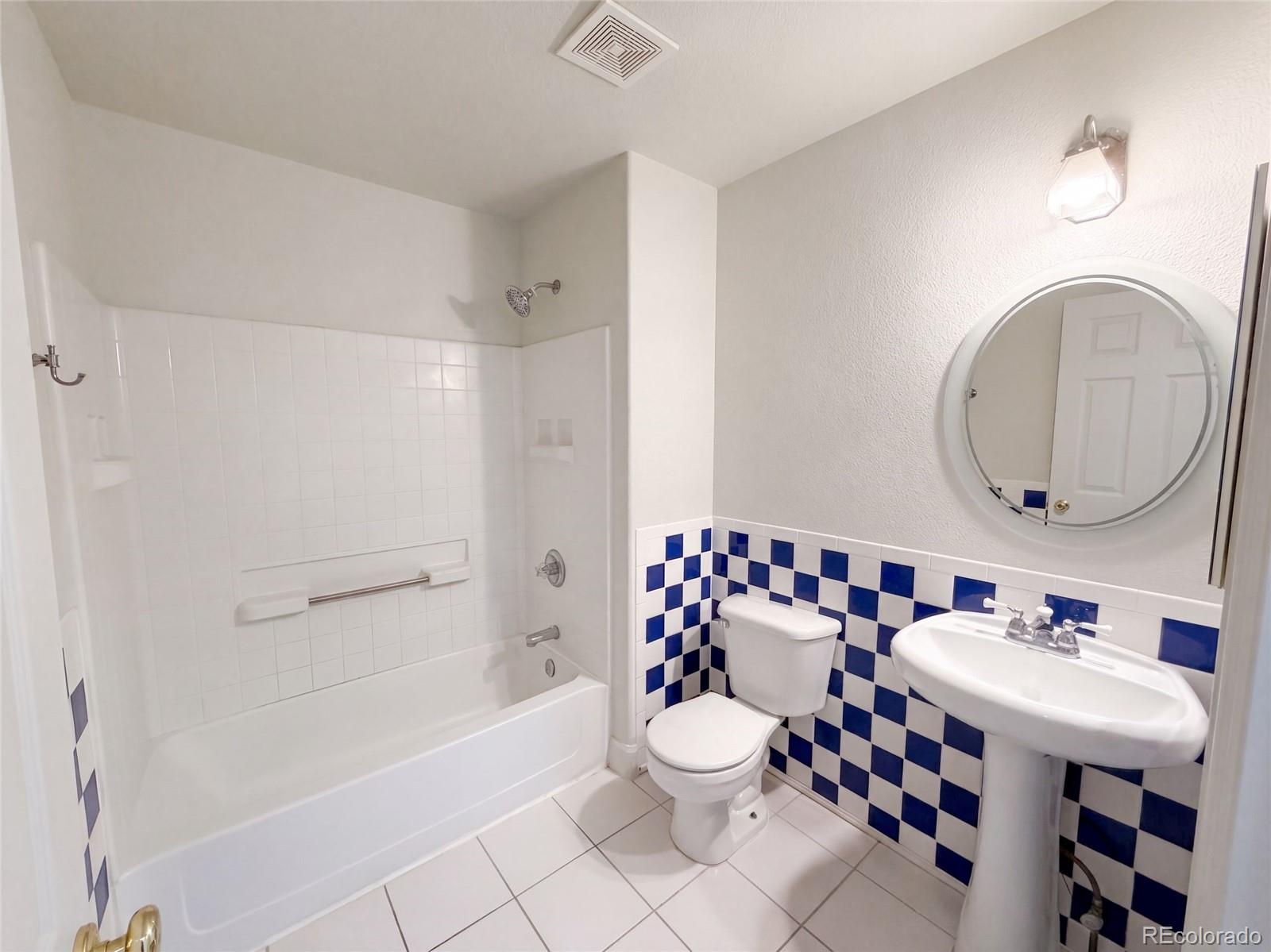 MLS Image #12 for 10009  strathfield lane,highlands ranch, Colorado