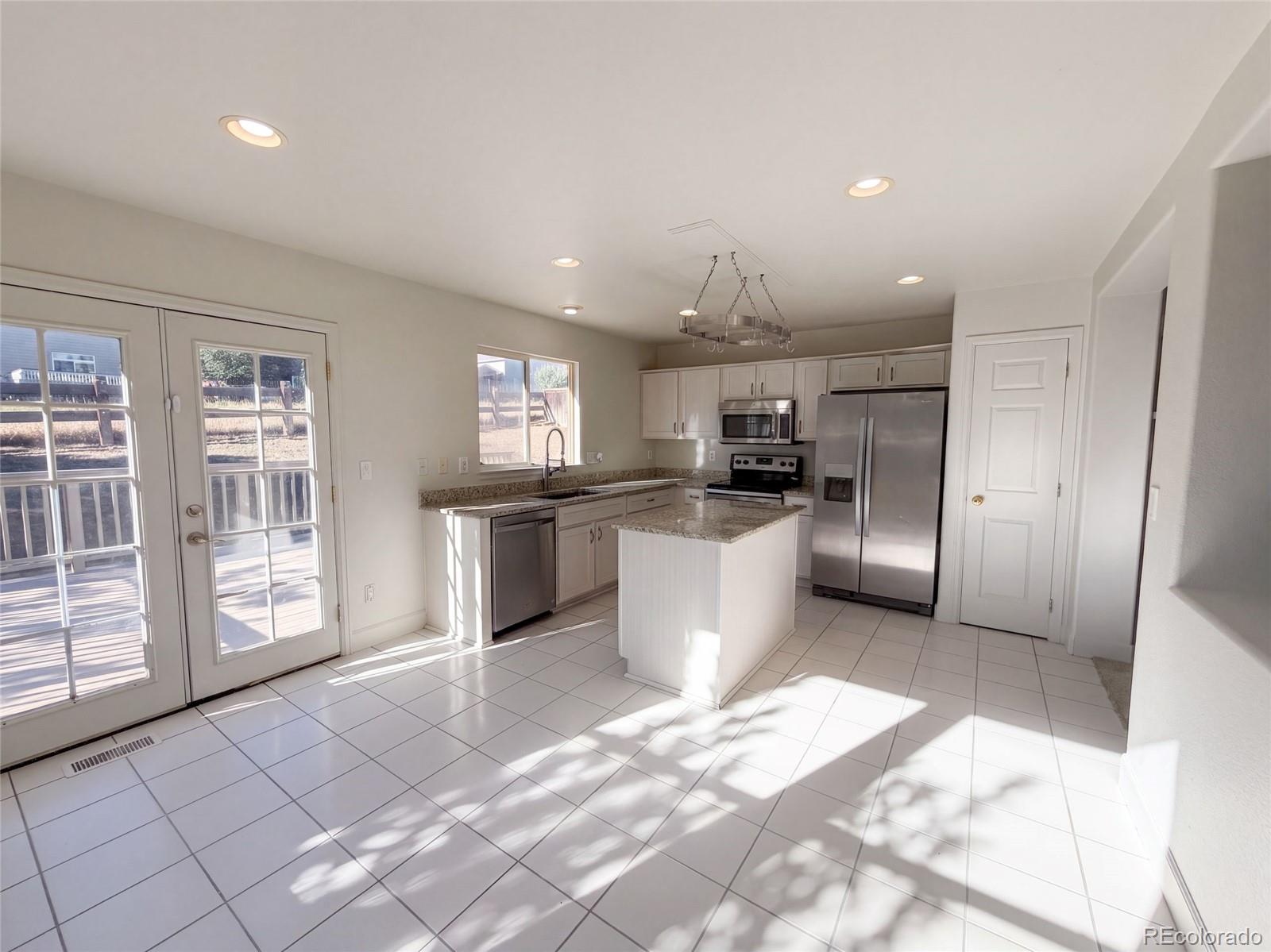 MLS Image #18 for 10009  strathfield lane,highlands ranch, Colorado