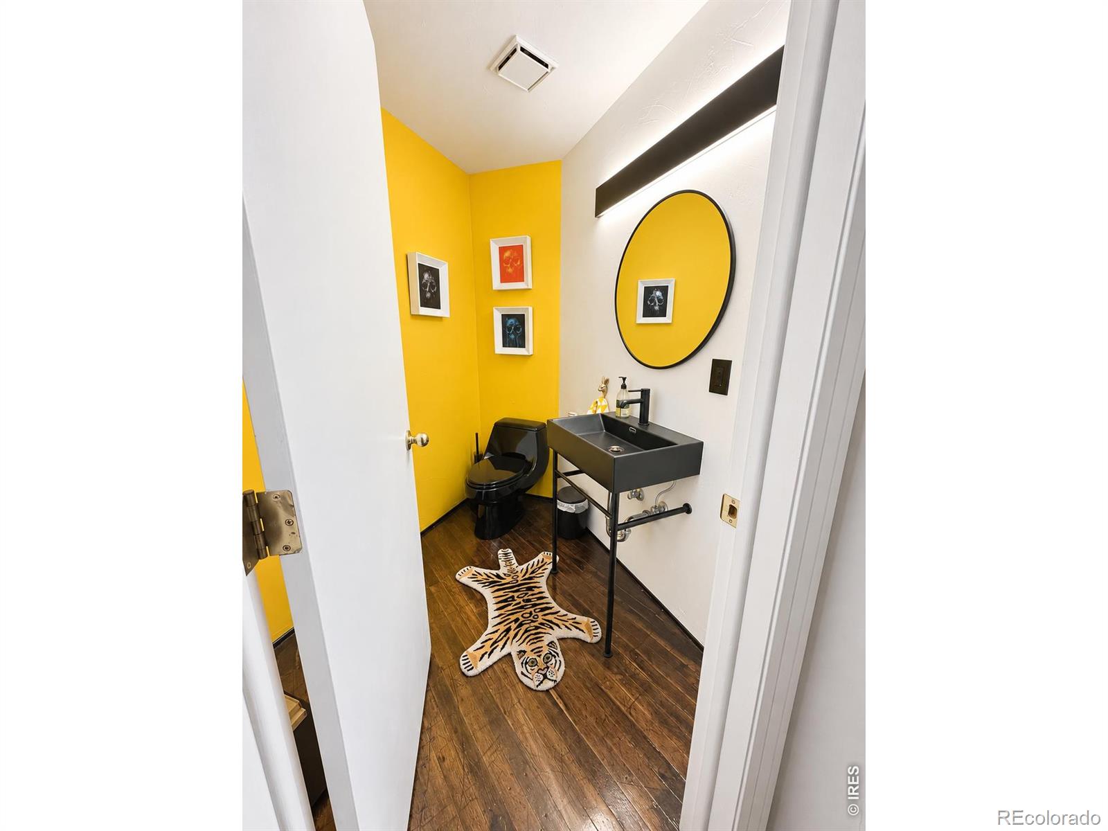 MLS Image #12 for 1617  california street,denver, Colorado