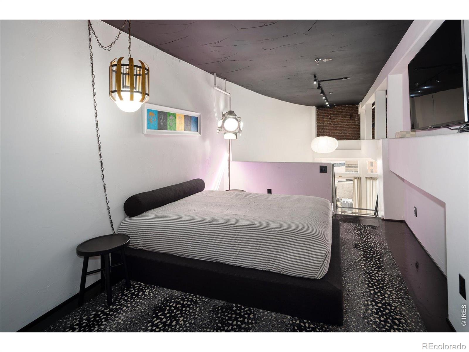 MLS Image #16 for 1617  california street,denver, Colorado