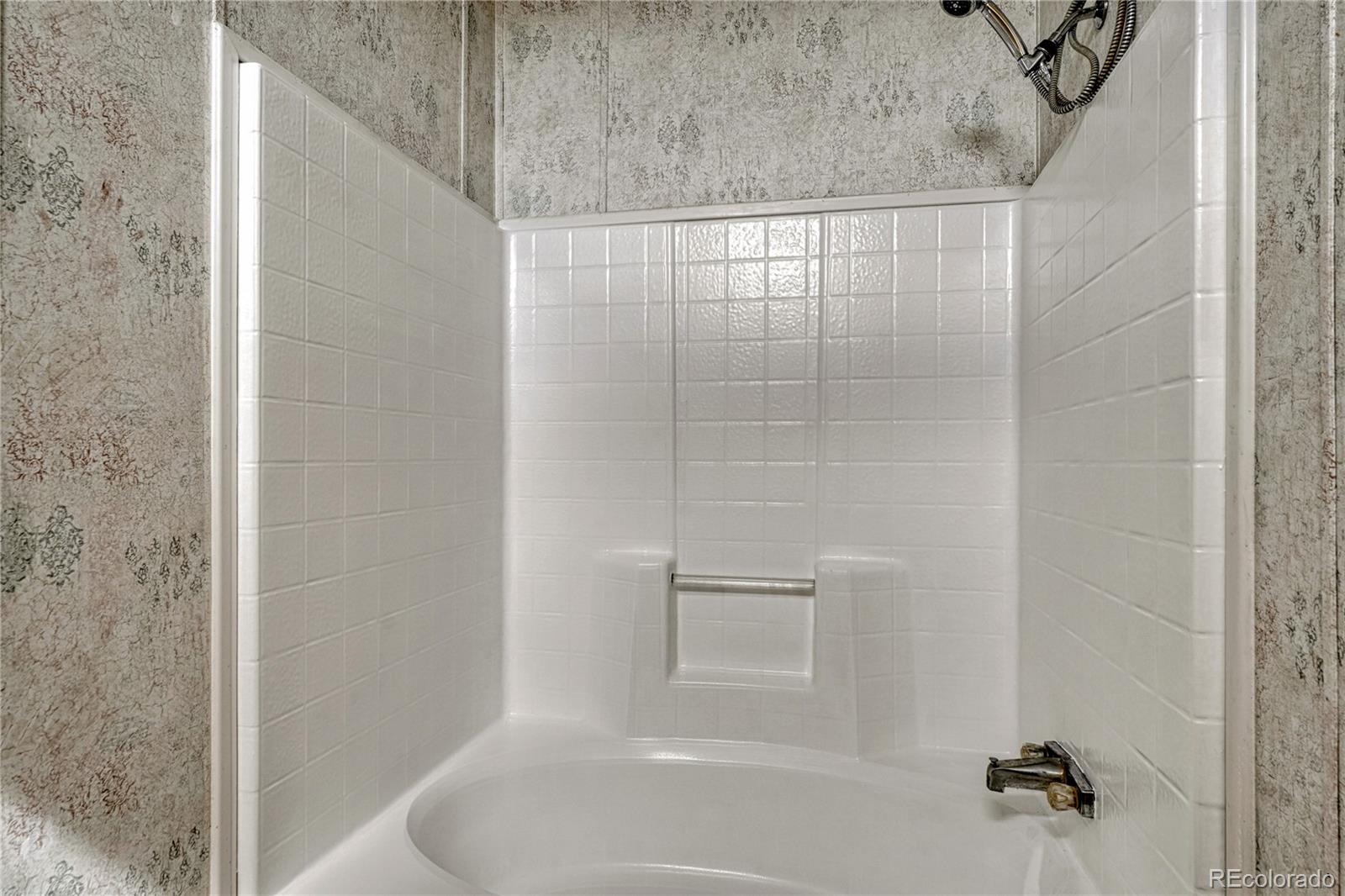 MLS Image #19 for 44541  overland trail,elizabeth, Colorado