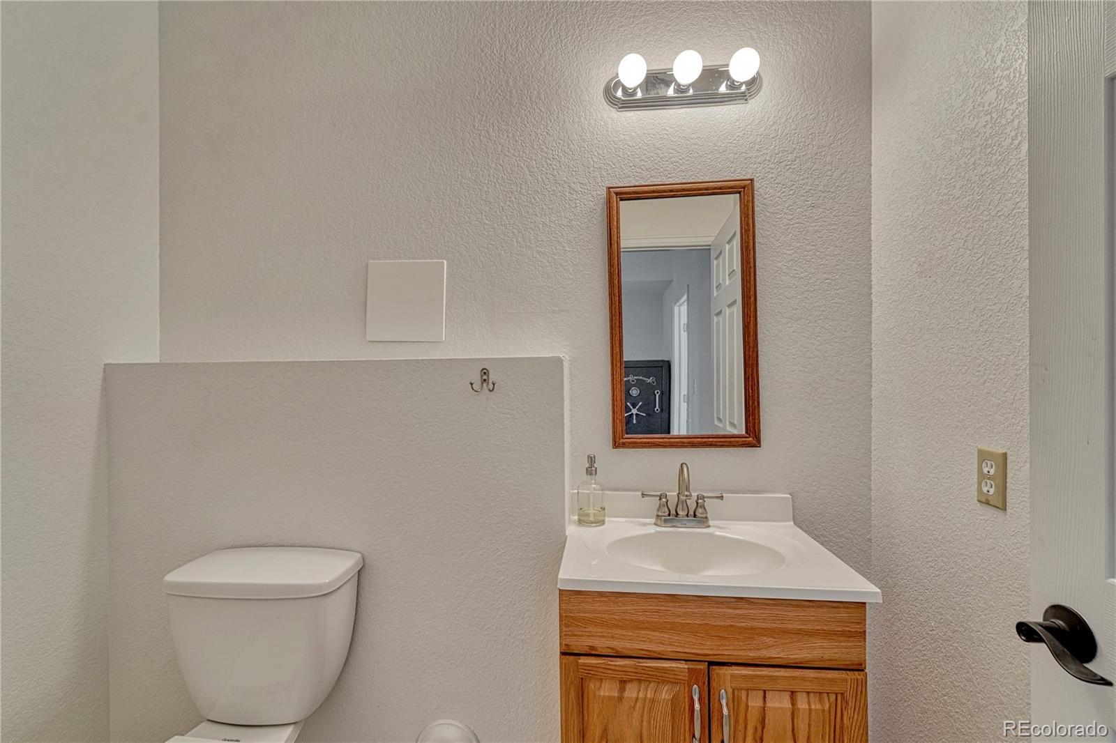 MLS Image #31 for 44541  overland trail,elizabeth, Colorado