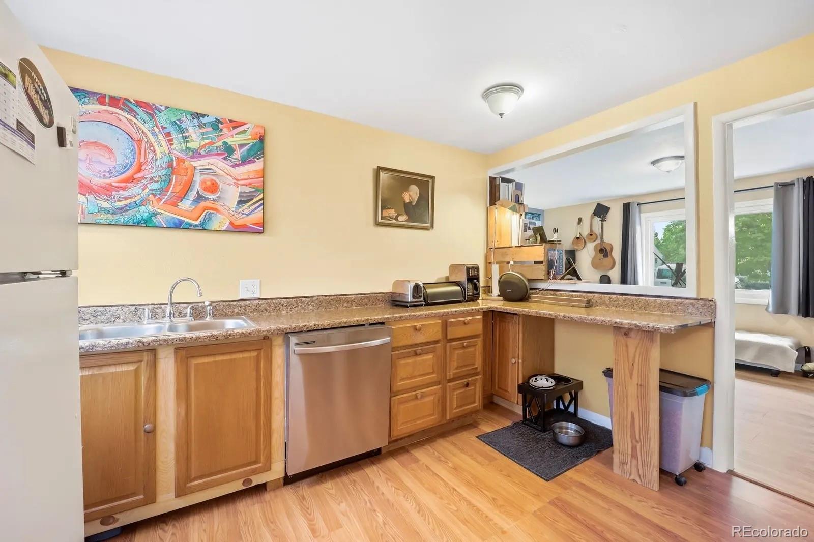 MLS Image #19 for 11693 e 7th avenue,aurora, Colorado