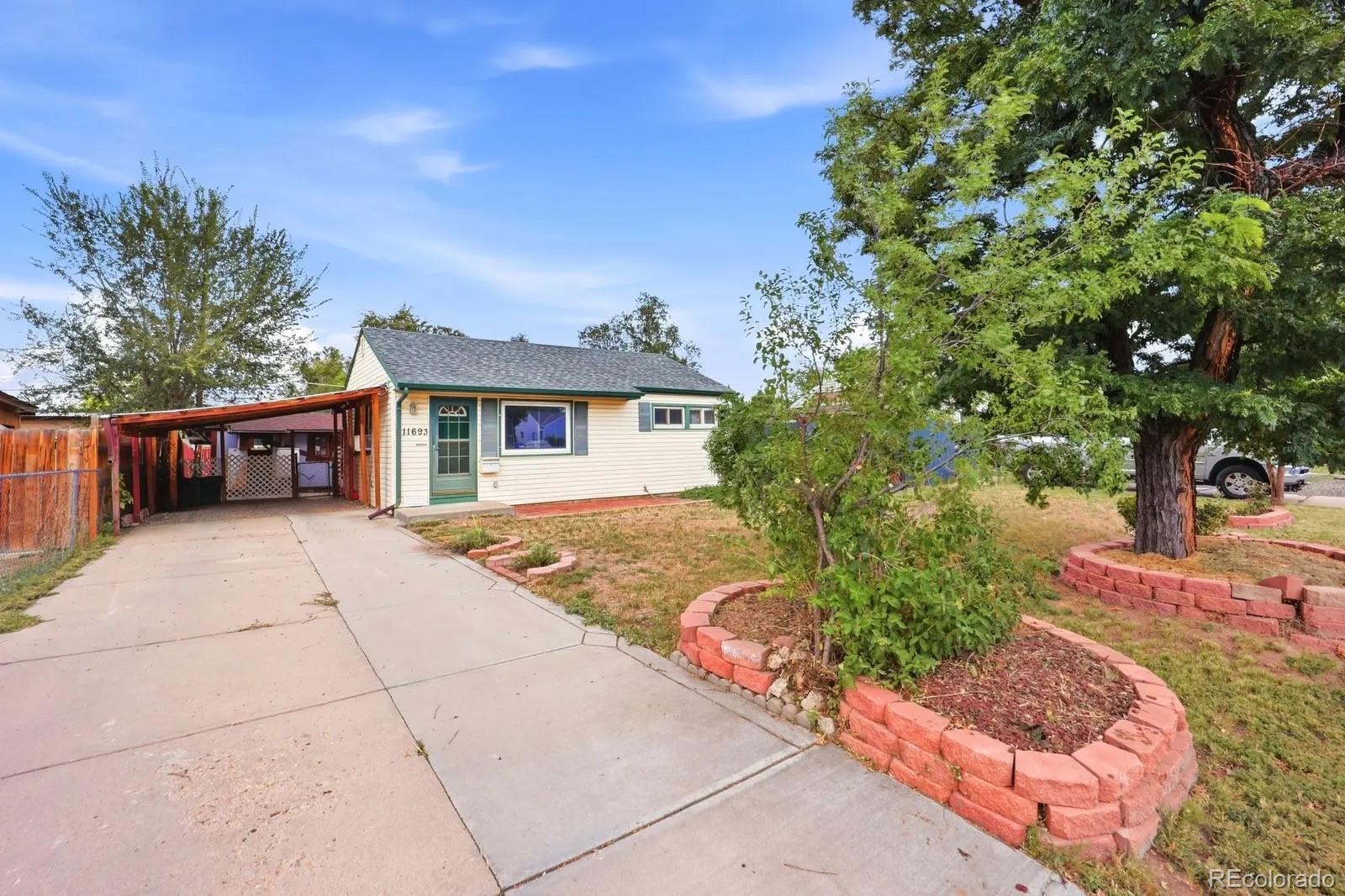 MLS Image #2 for 11693 e 7th avenue,aurora, Colorado