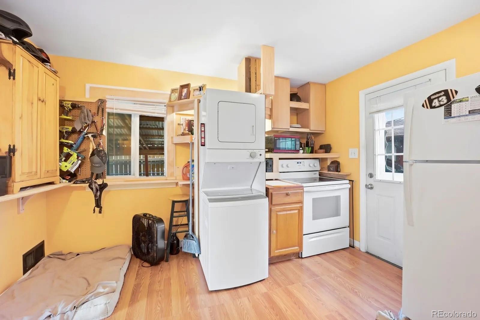 MLS Image #20 for 11693 e 7th avenue,aurora, Colorado