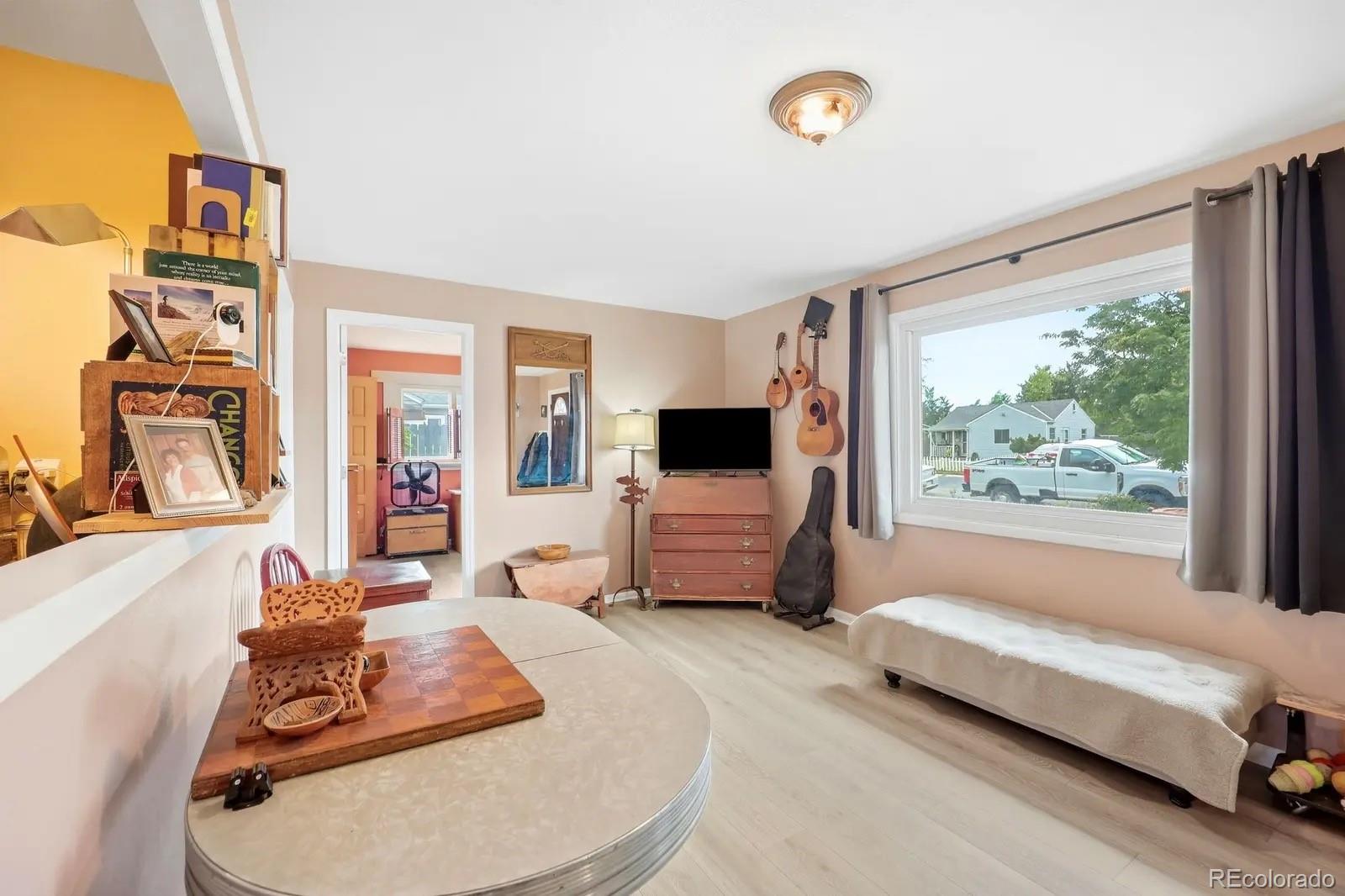 MLS Image #7 for 11693 e 7th avenue,aurora, Colorado